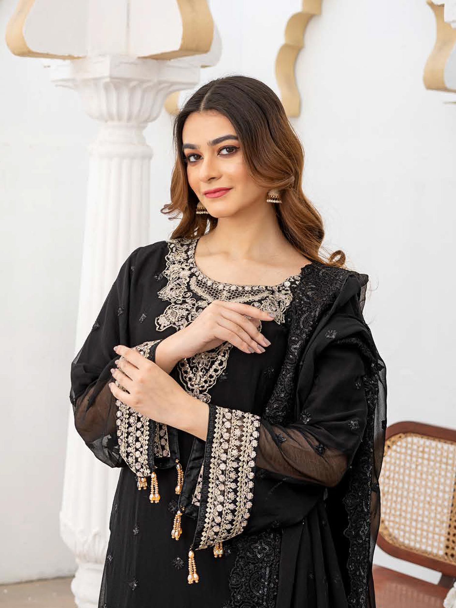 Rangz Luxury Embroidered Chiffon Suit - Black