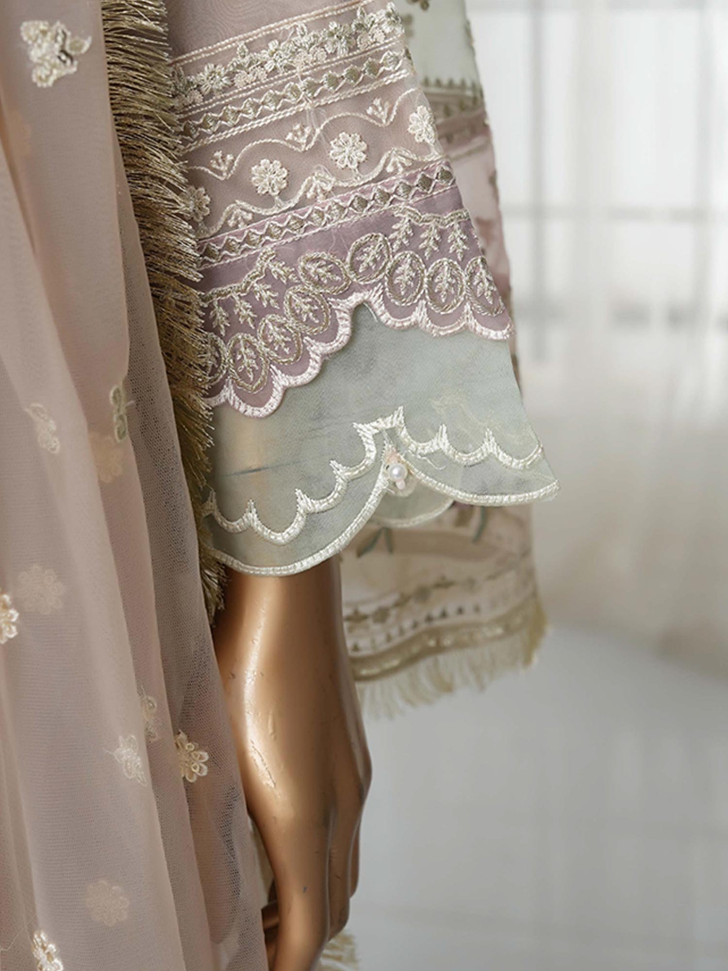 Sadabahar "Mahpara" Organza Embroidered Suit - Peach