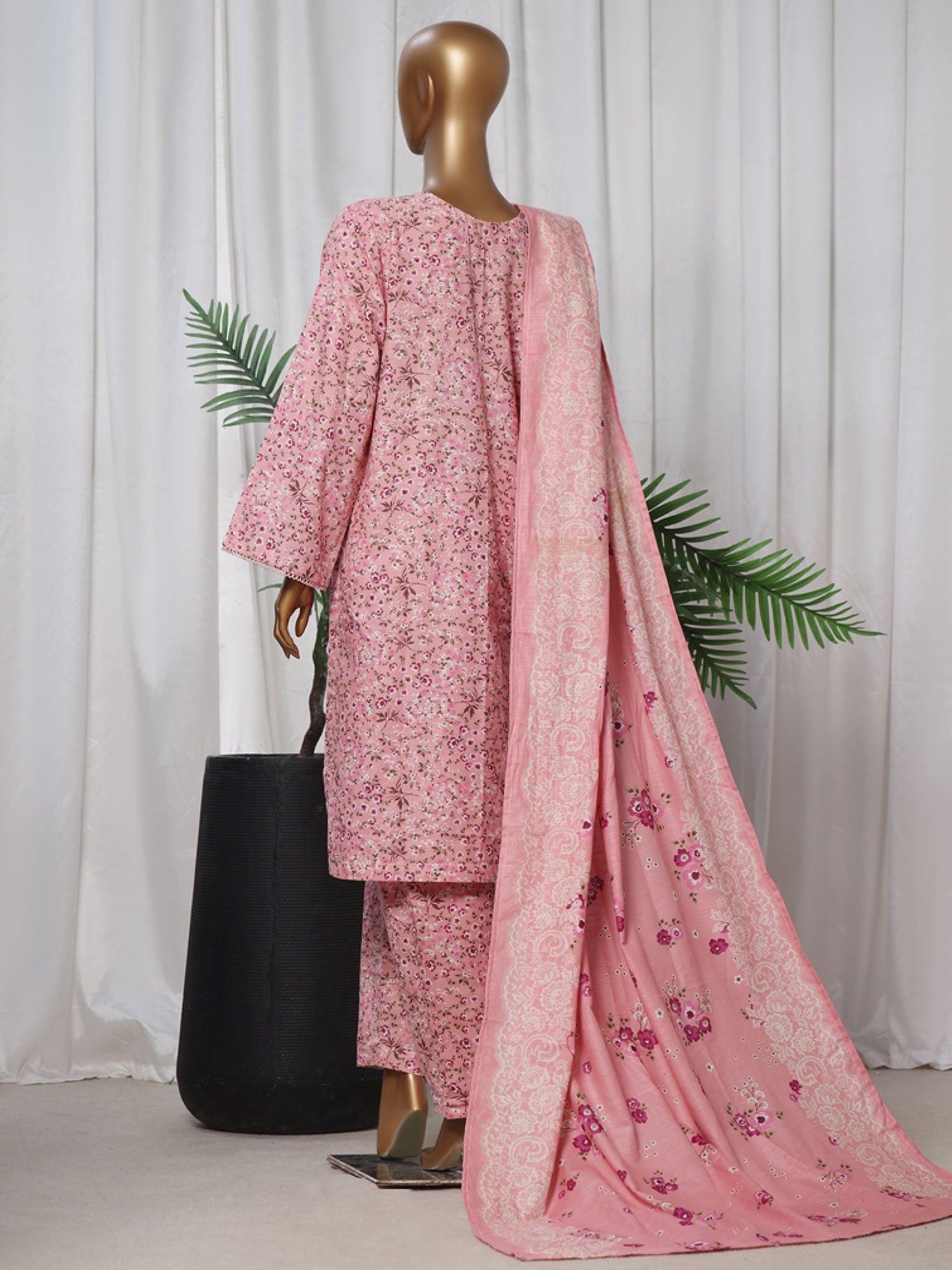 Bin Saeed Khaddar Pink Printed 3-Piece Suit