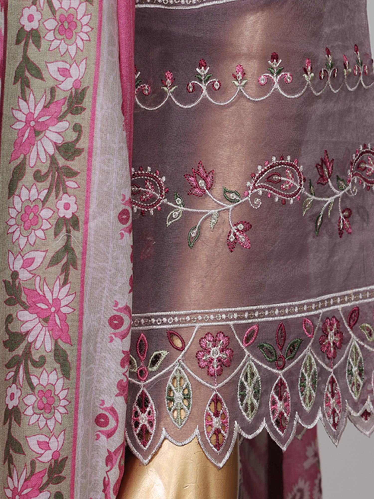 Bin Saeed Embroidered Premium Lawn 3-Piece Suit - Mauve