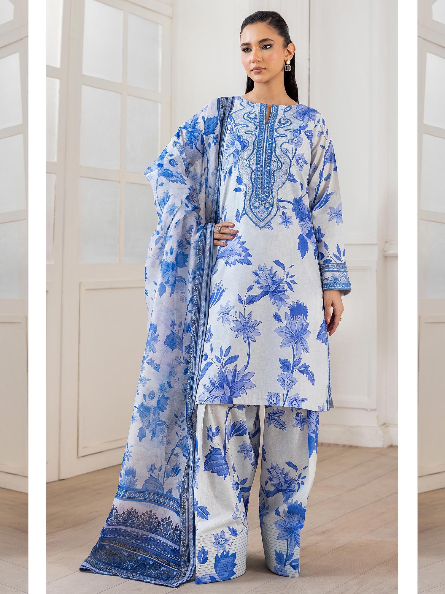 Raniya.H "Khushboo-e-Bahaar" Farshi Lawn Edit - Sapphire Breeze