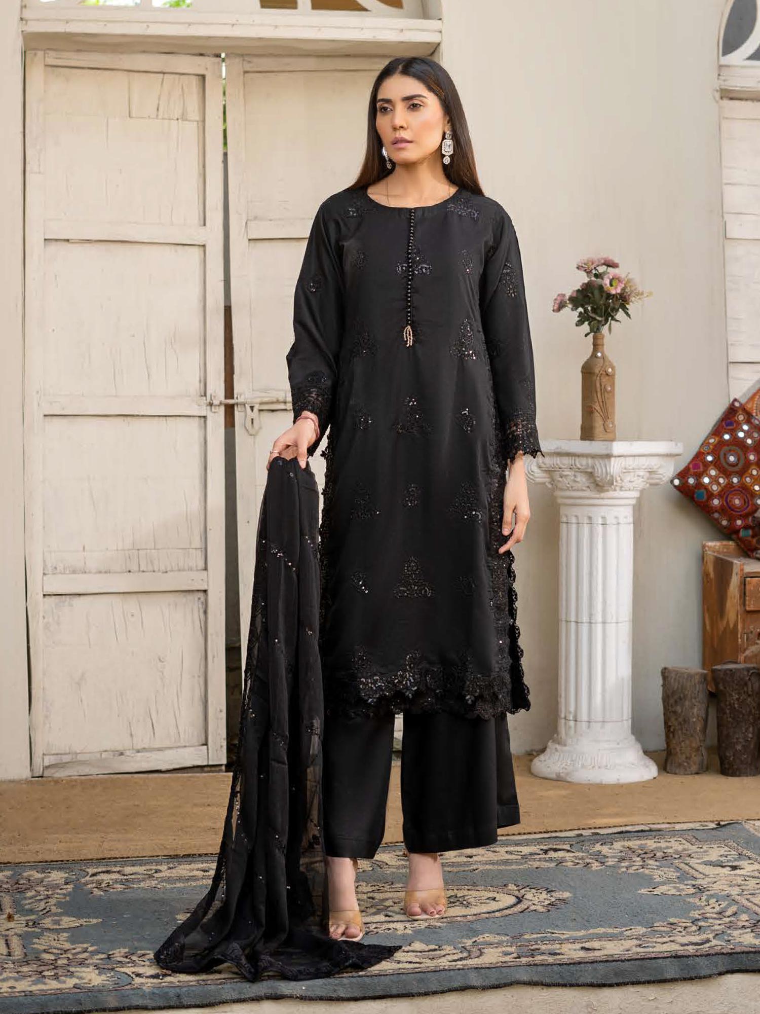 Rangz "Chantelle" Embroidered Linen 3pc Suit - Black