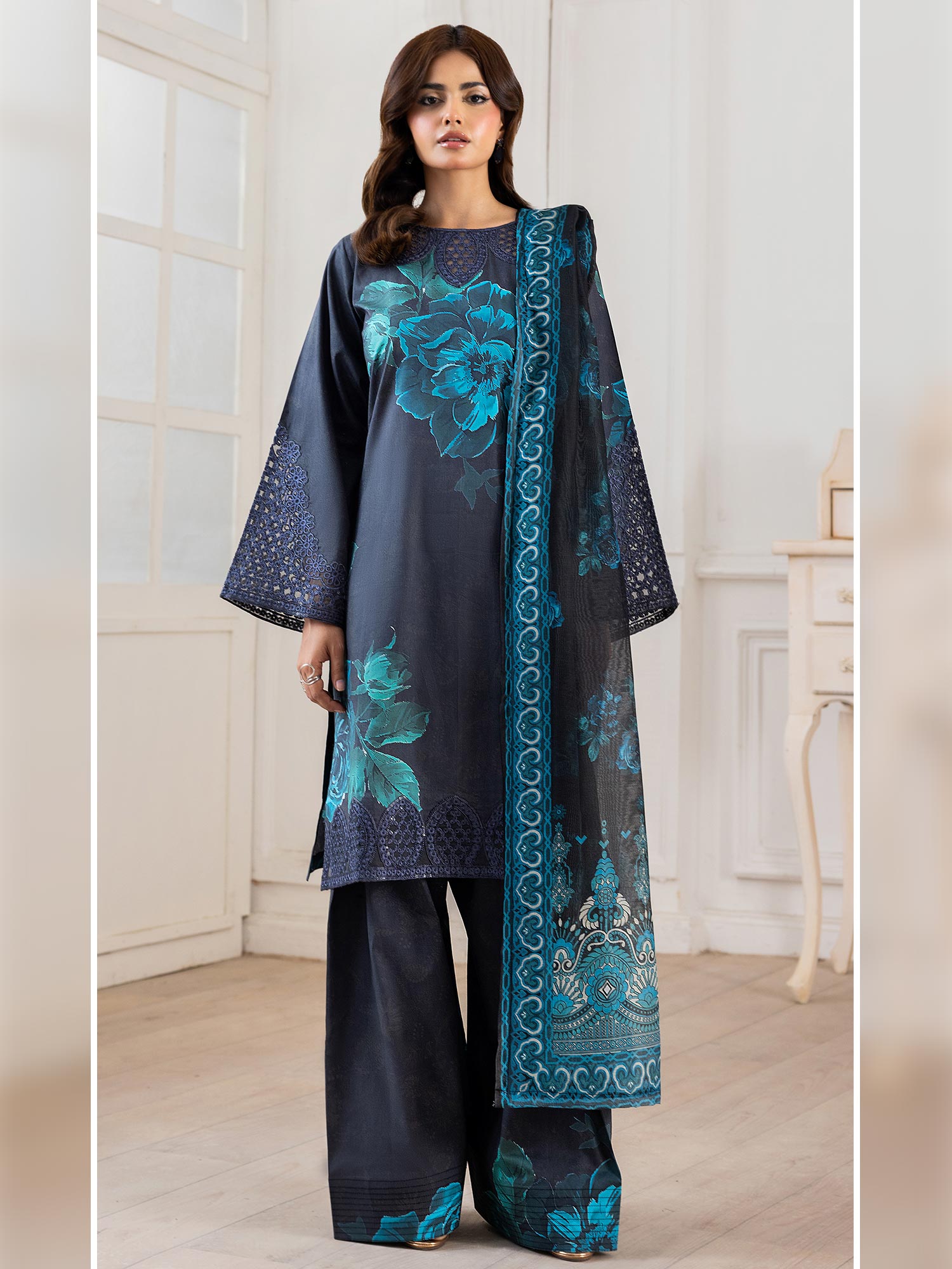 Raniya.H "Khushboo-e-Bahaar" Farshi Lawn Edit - Noir Teal