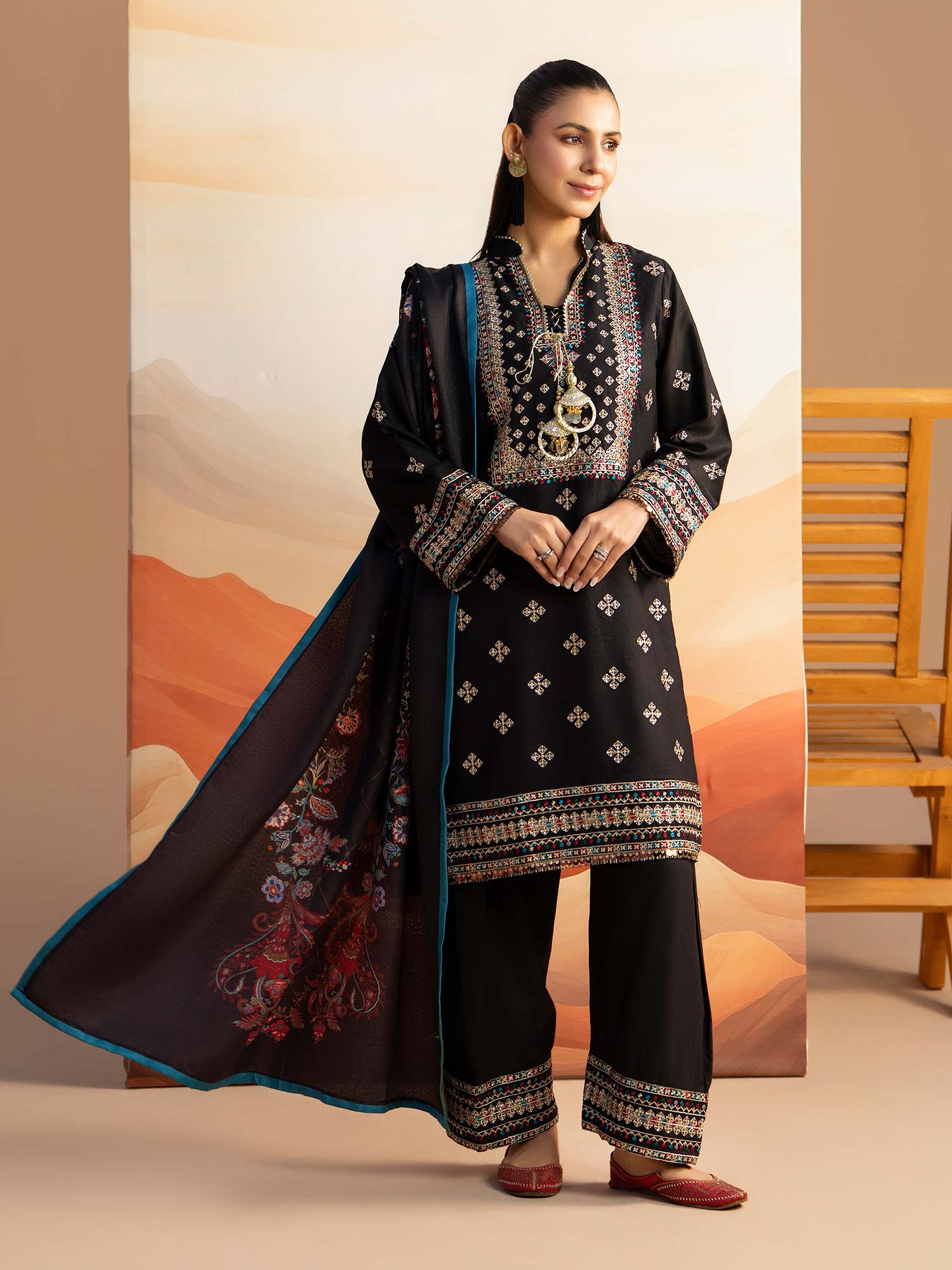 Raniya.H "Aura" Embroidered Winter Dhanak Suit - Black