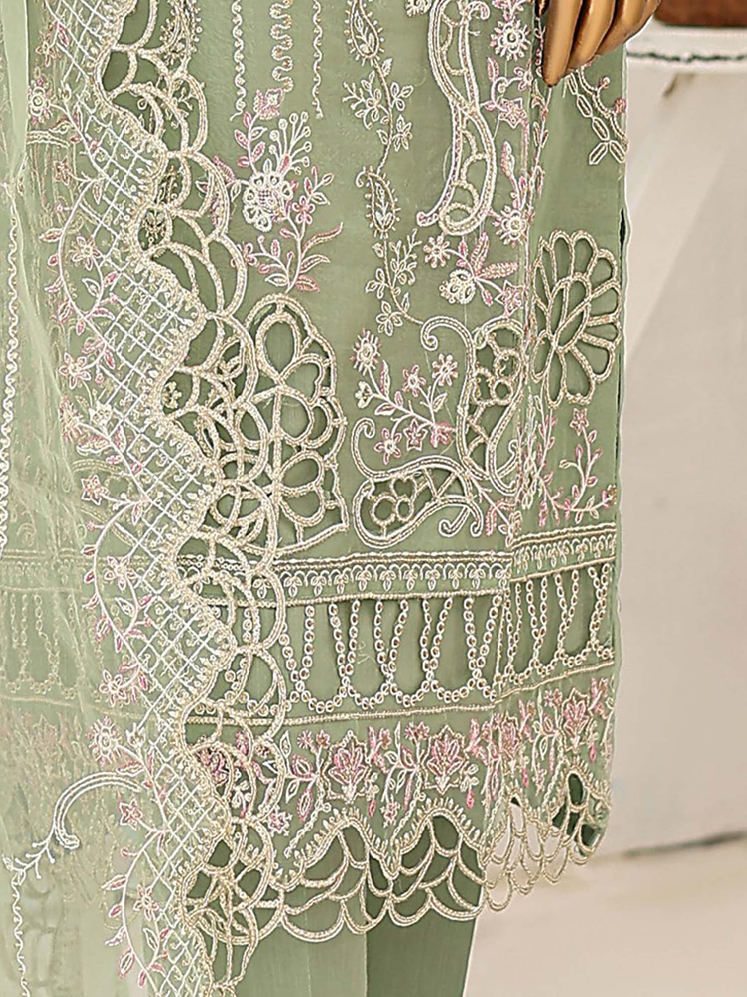 Bin Saeed Luxury Embroidered Organza Suit - Light Green