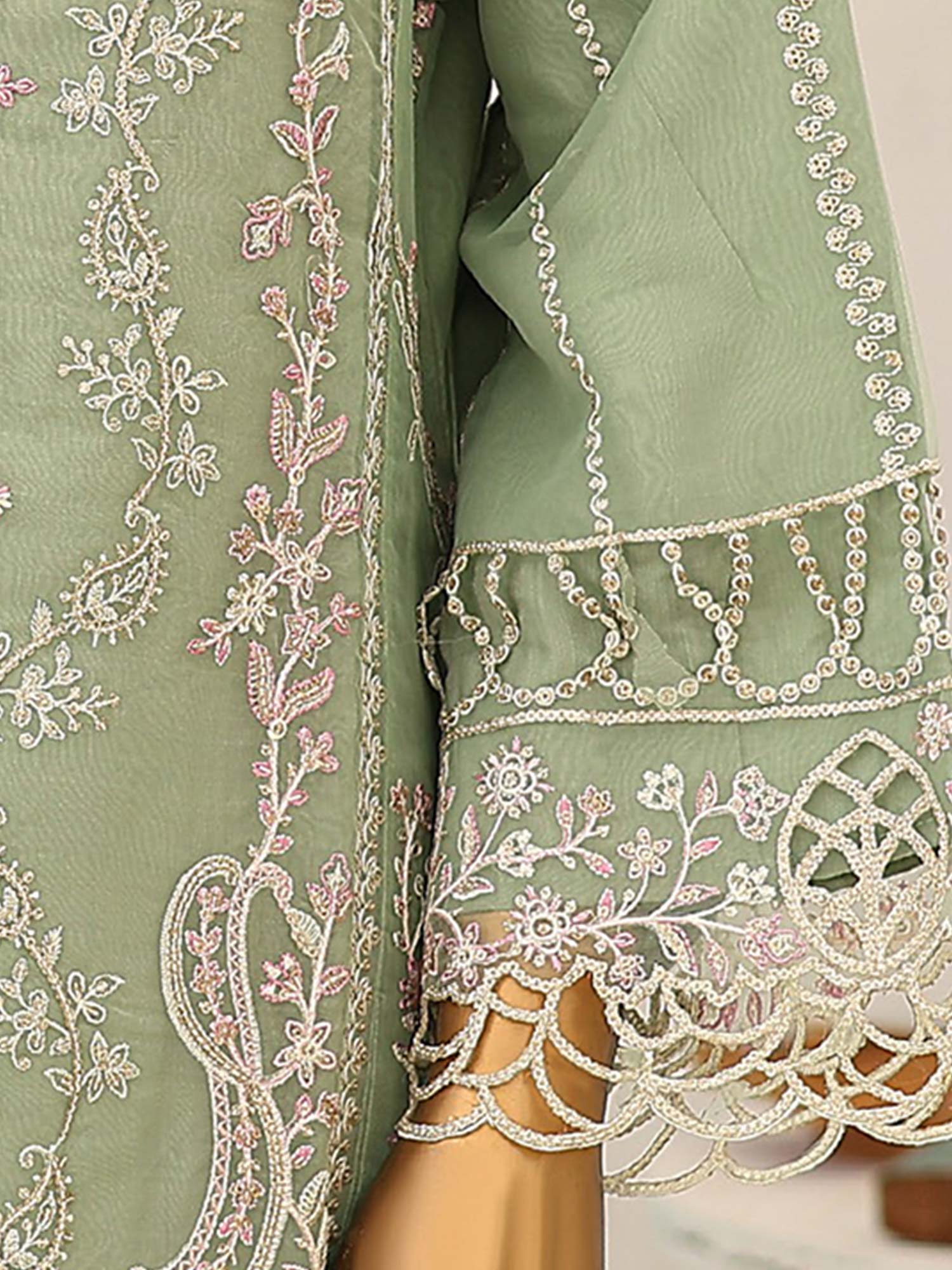 Bin Saeed Luxury Embroidered Organza Suit - Light Green