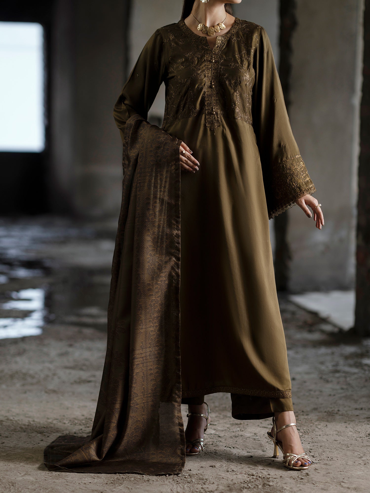 Casual Lite "Sham Vol II" Embroidered Silk-Viscose Suit - Olive