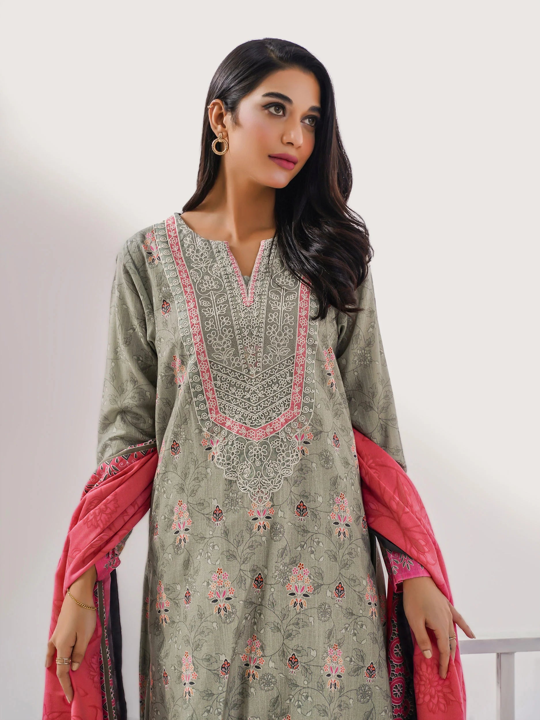 Limelight Grey Embroidered Khaddar 3-Piece Suit (P6467SU)