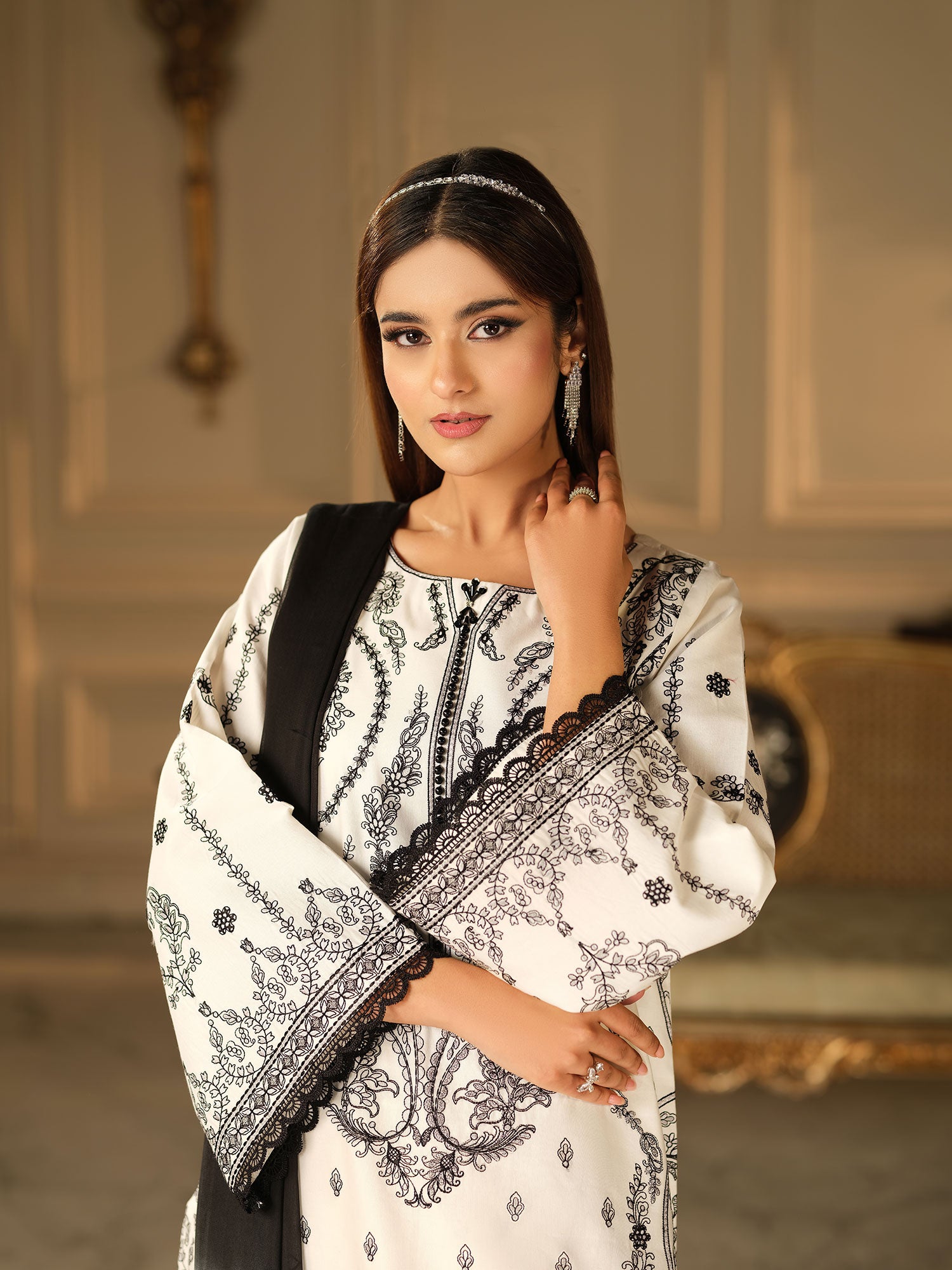 Heera's Embroidered Cambric Cotton 3-Piece Suit - Crimsona Elite