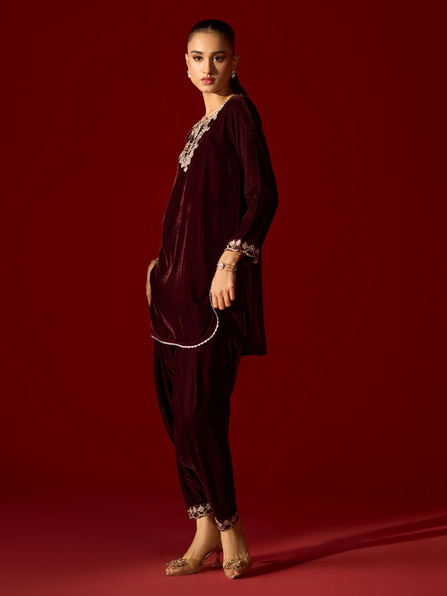 Ally's Velvet Embroidered 2-Piece Suit (EA40) - Deep Purple