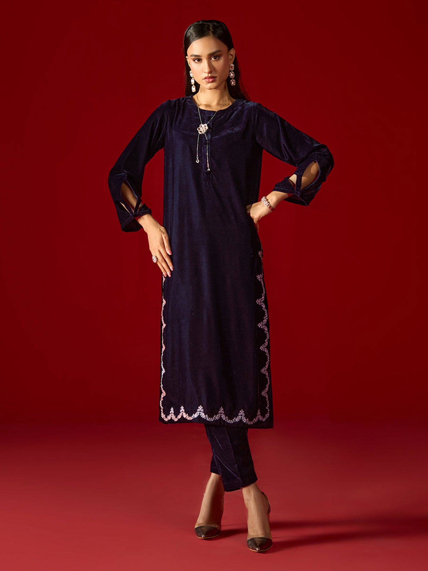 Ally's Velvet Embroidered 2-Piece Suit (EA41) - Dark Purple