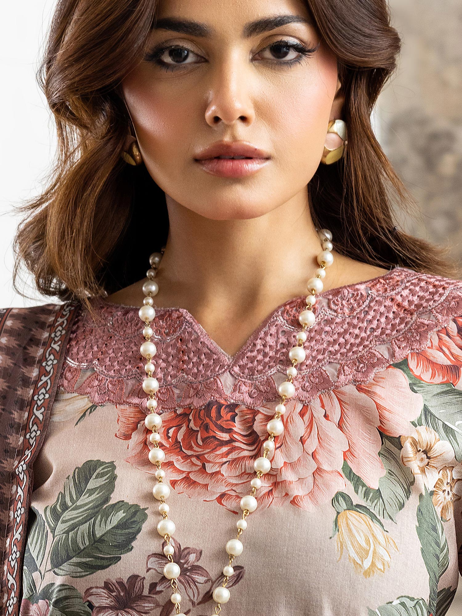Raniya.H "Khushboo-e-Bahaar" Farshi Lawn Edit - Blush Garden