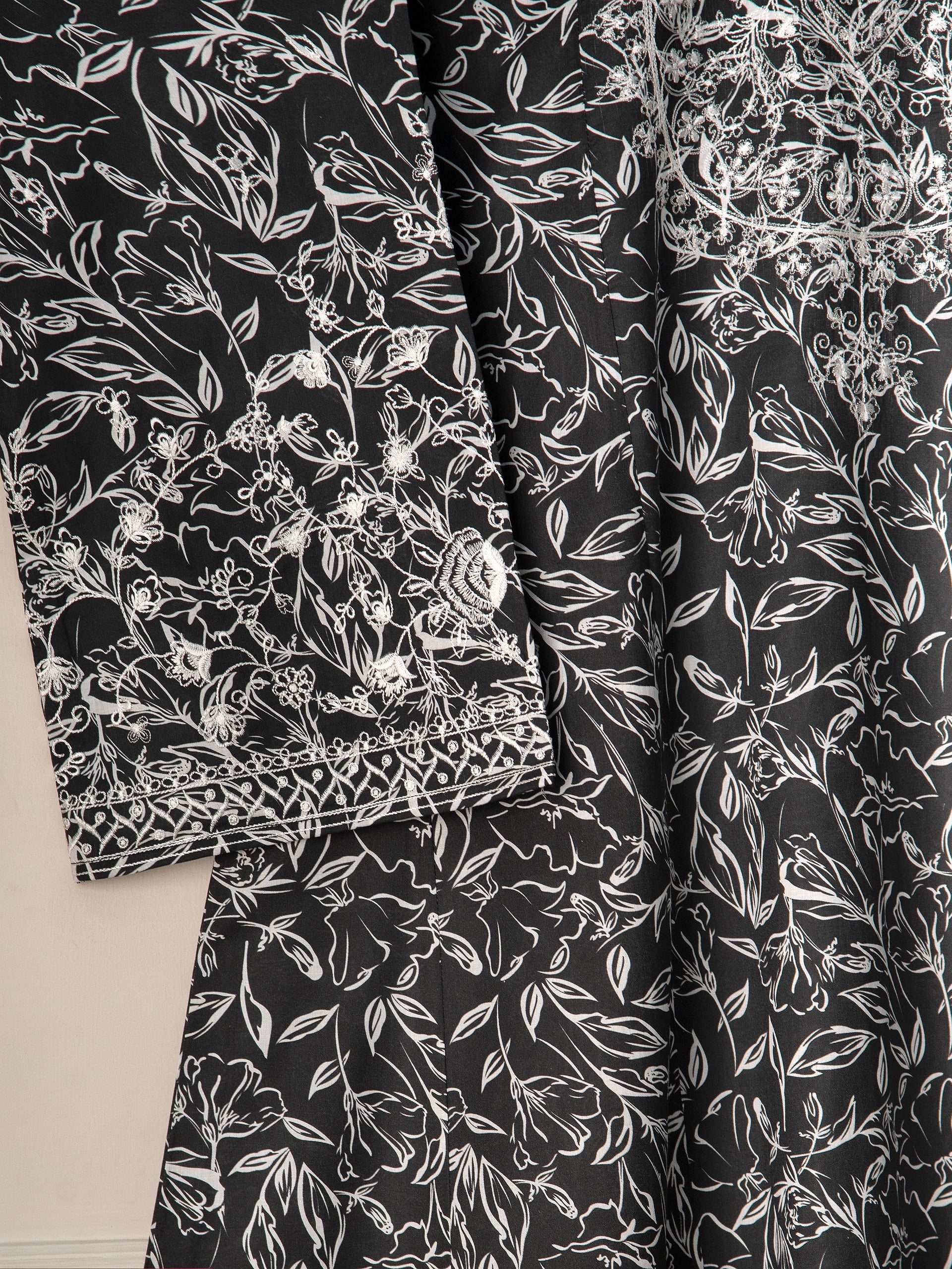 Agha Noor Black Embroidered Cambric 2-Piece (Shirt + Trouser)