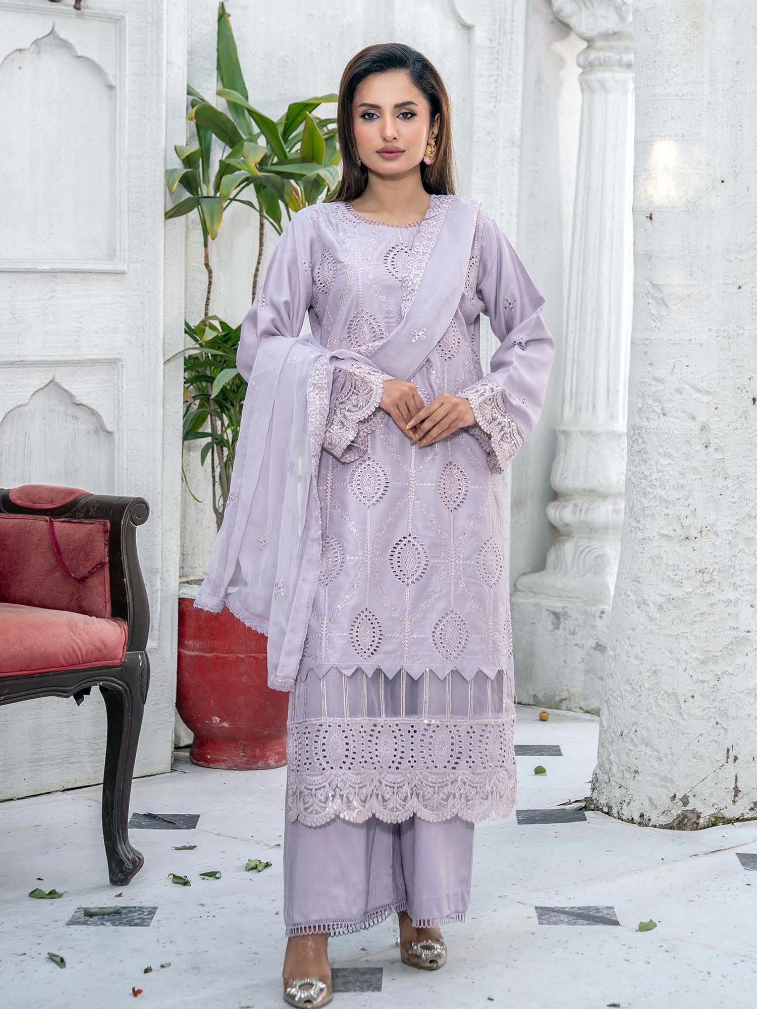 Rangz Mother-Daughter Linen Embroidered Chikankari Suit - Lilac