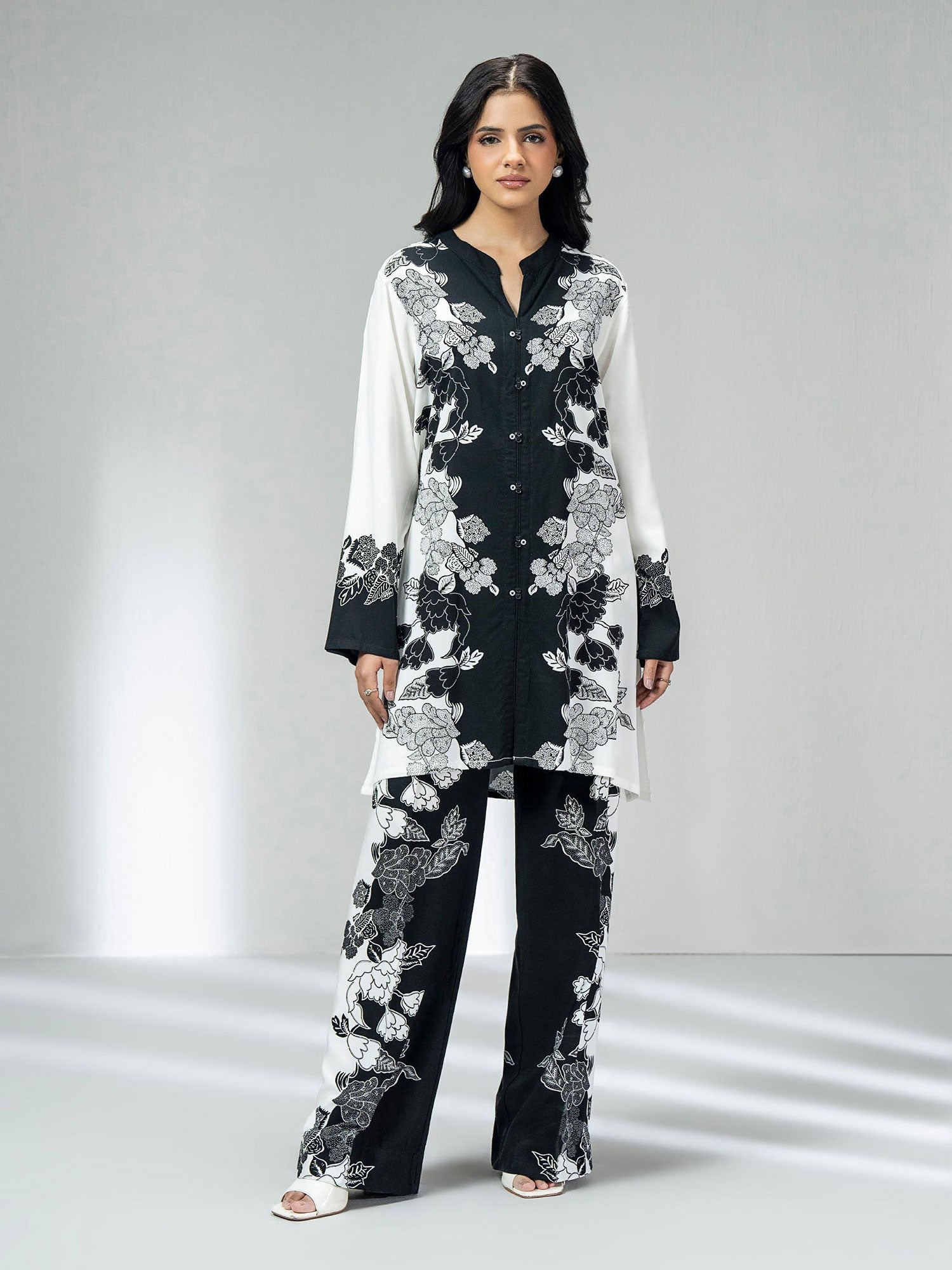 Limelight Black & White Linen Co-Ord 2-Piece Suit (K0072ST)