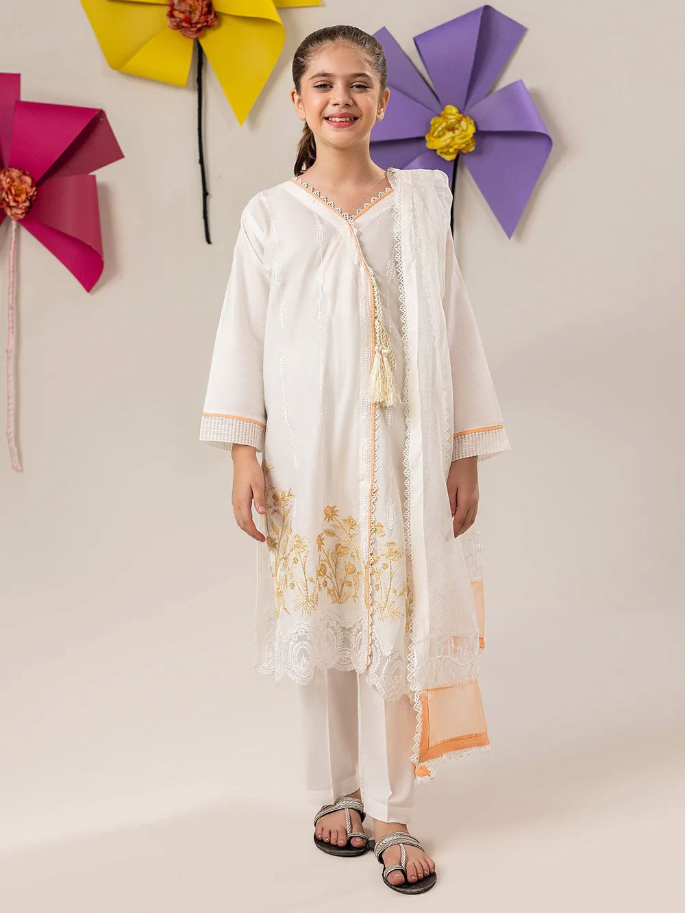 Zarqun Kids "Nissa" Embroidered Lawn Suit - White (2536A)