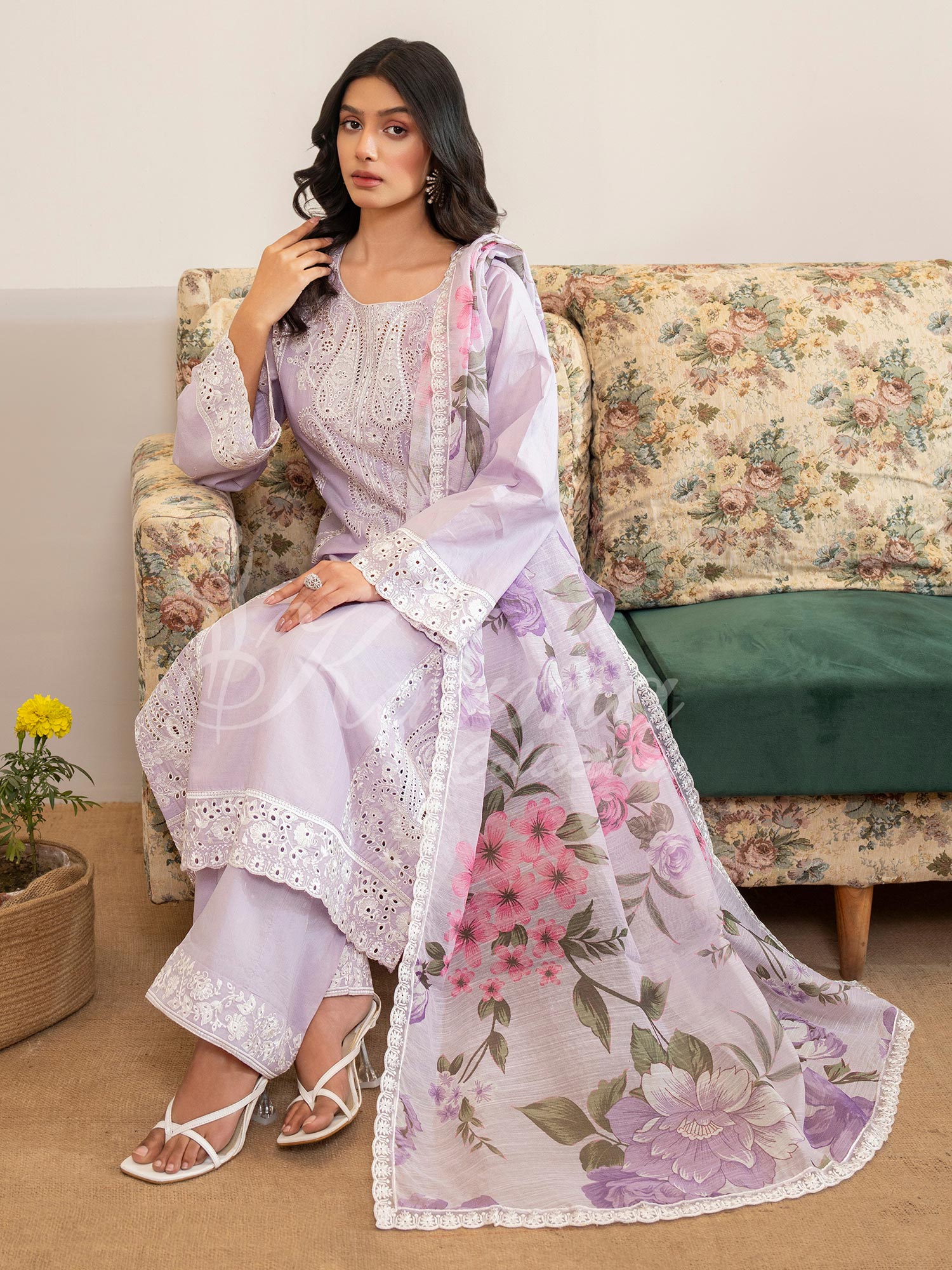 Karma Collection "Kayseria" Lilac Embroidered Suit (KC1417)