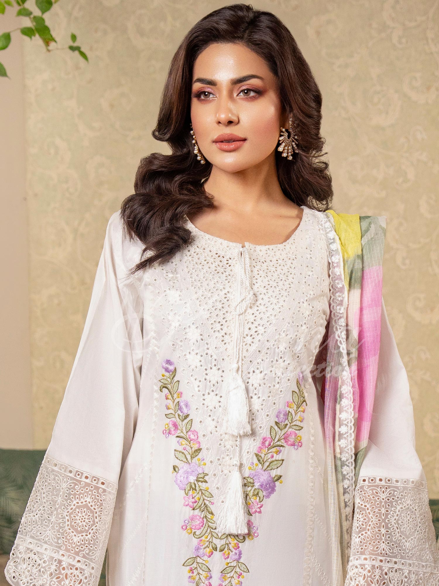 Karma Collection "Kayseria" White Embroidered Suit (KC1419)
