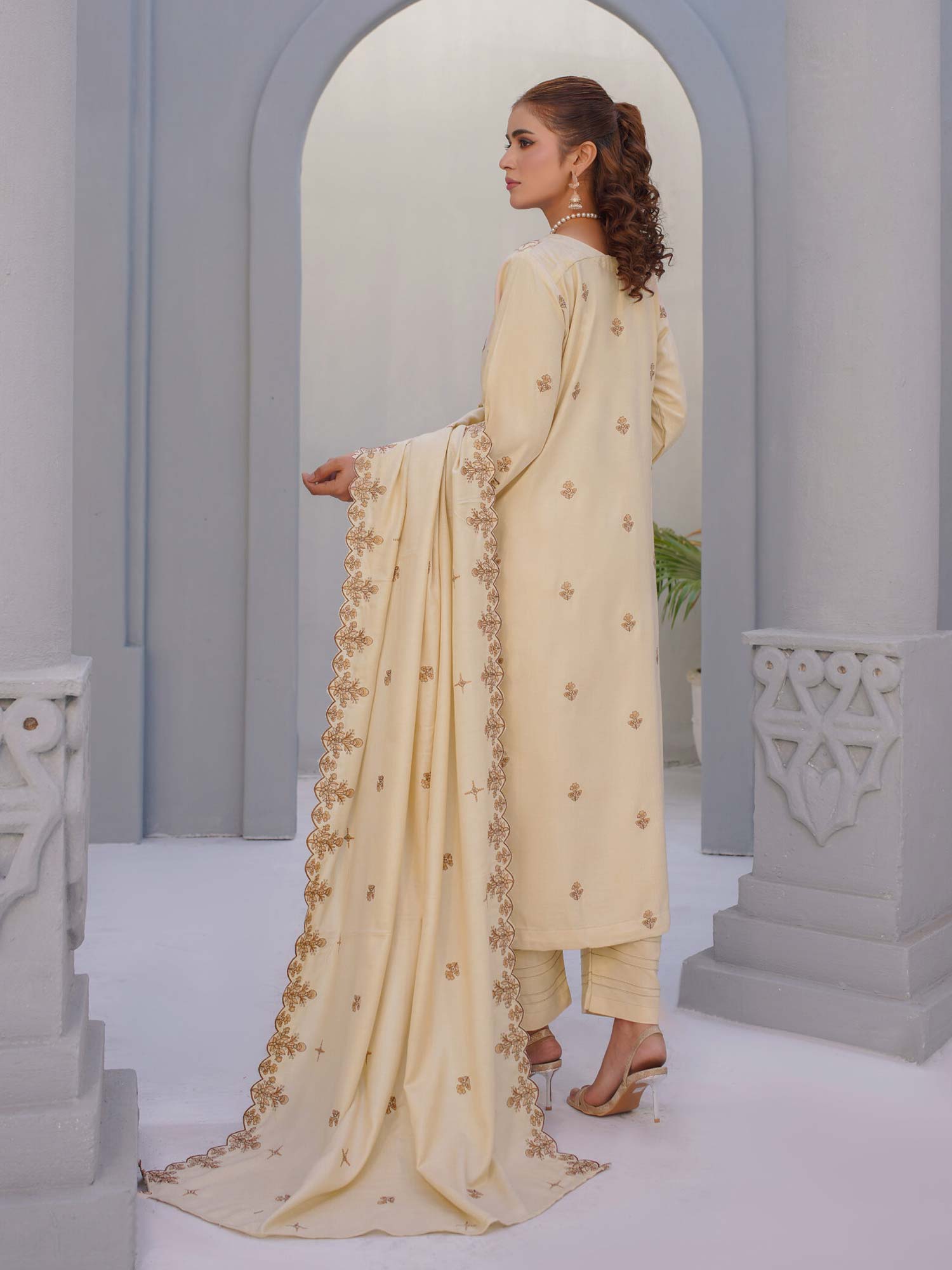 Manizay "Umang" Unstitched Winter Leather-Peach Suit (M-05)