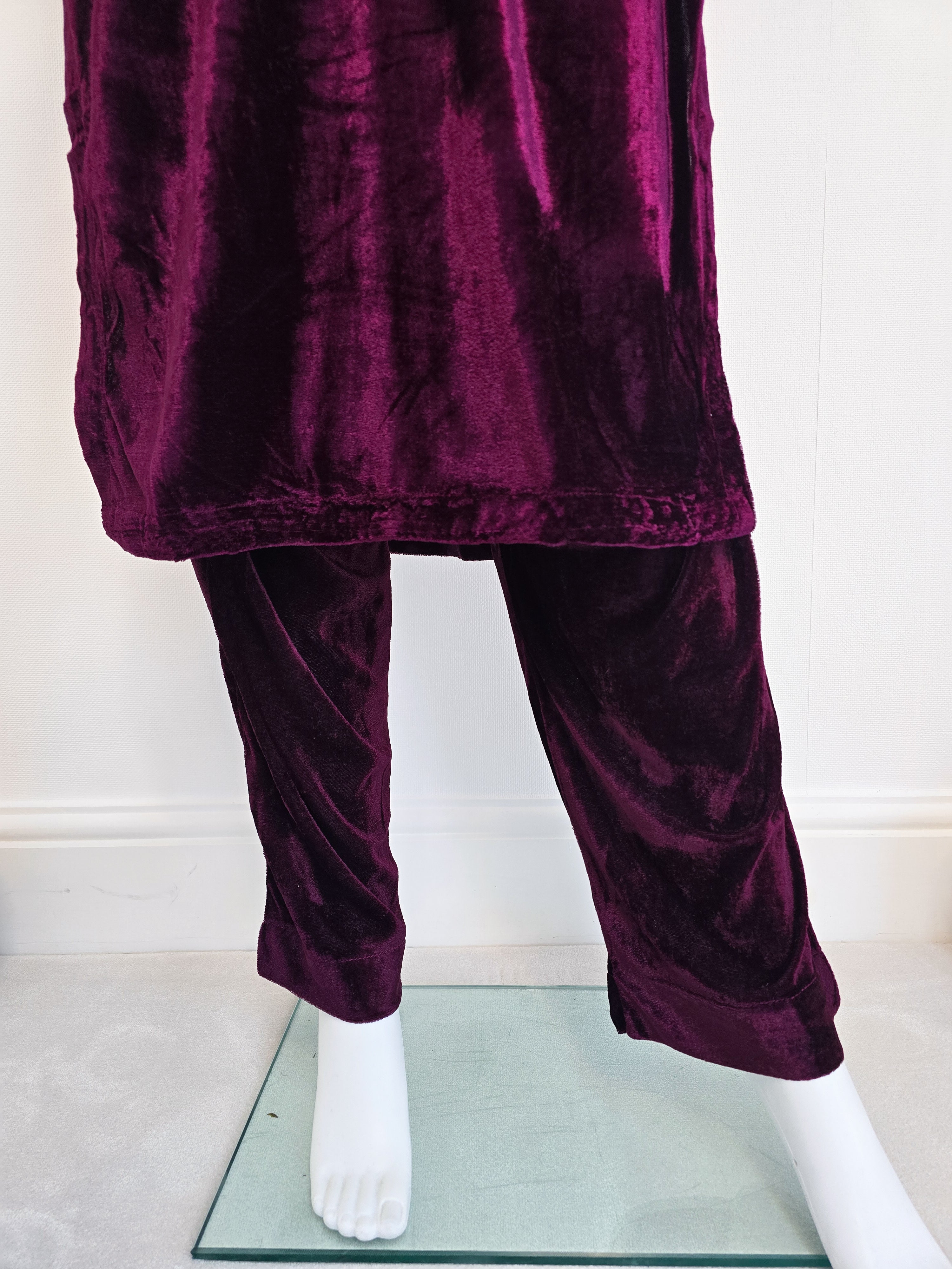Maroon Winter Velvet Plain 2-Piece Suit