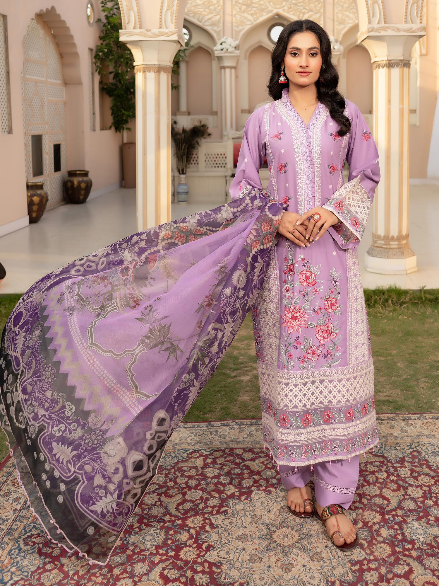 Munira Embroidered Lawn Suit (MSL-06) - Lilac