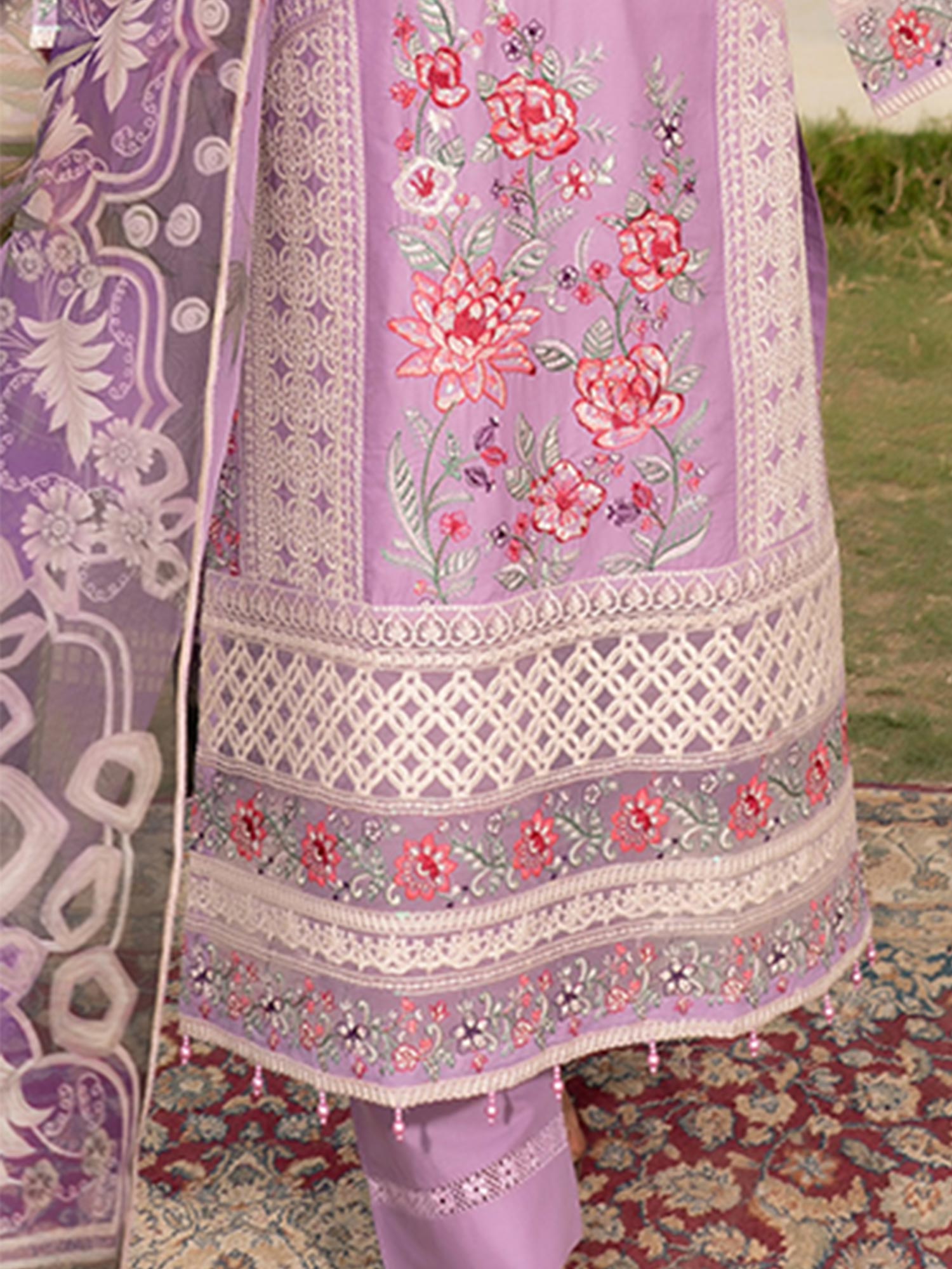 Munira Embroidered Lawn Suit (MSL-06) - Lilac