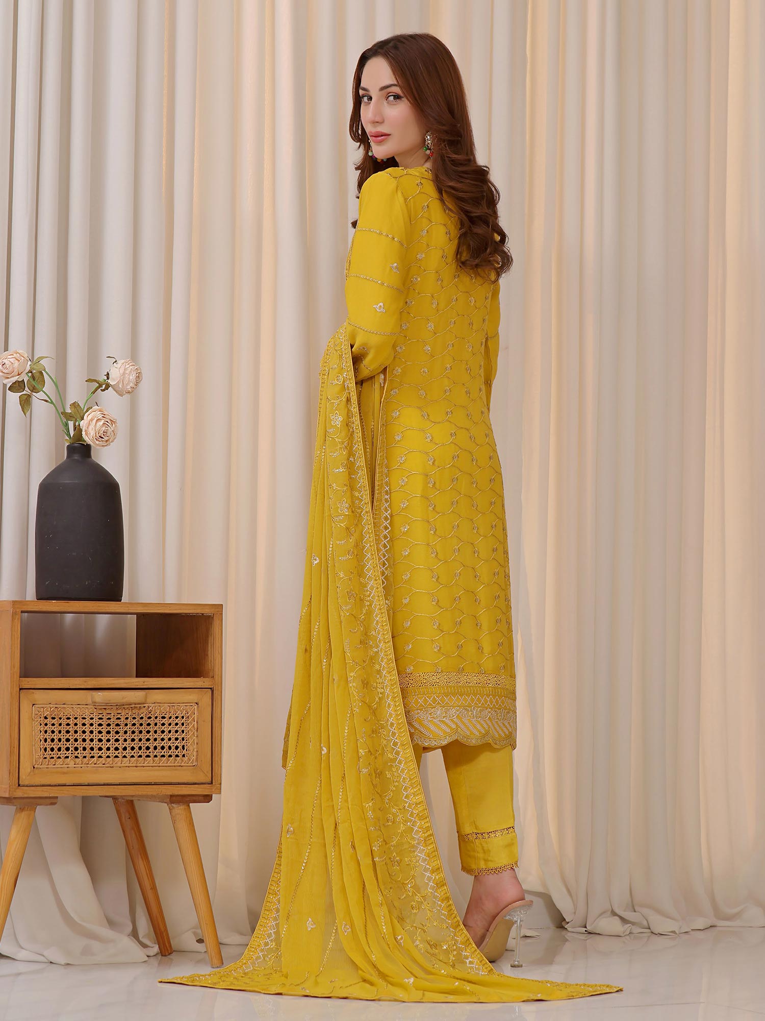 Wardah Uzair "Baag-e-Bahar" Luxury Embroidered Chiffon Suit - Mehtab