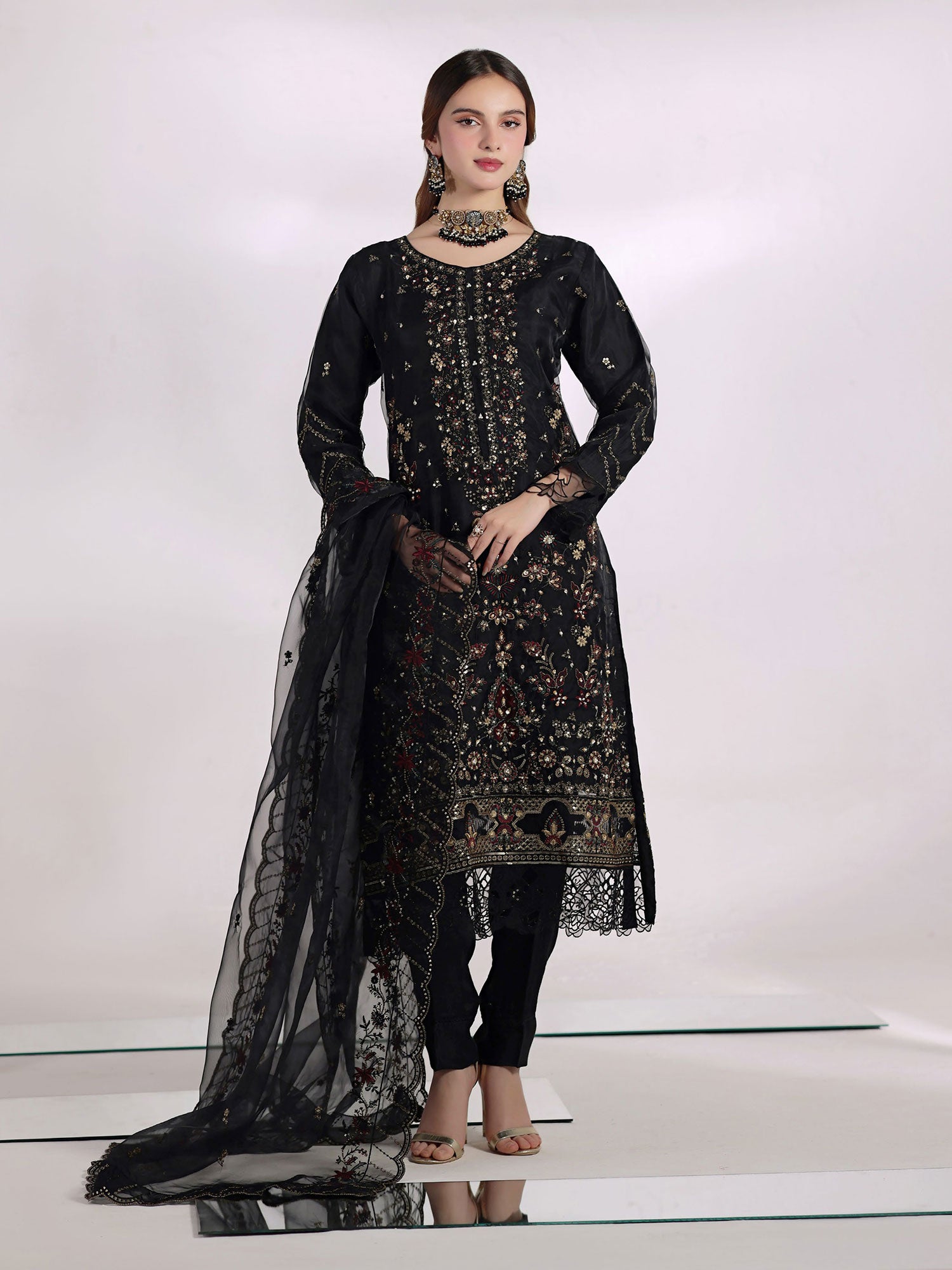 Wardah Uzair "Mahnur" Luxury Organza Suit - Midnight Mehr
