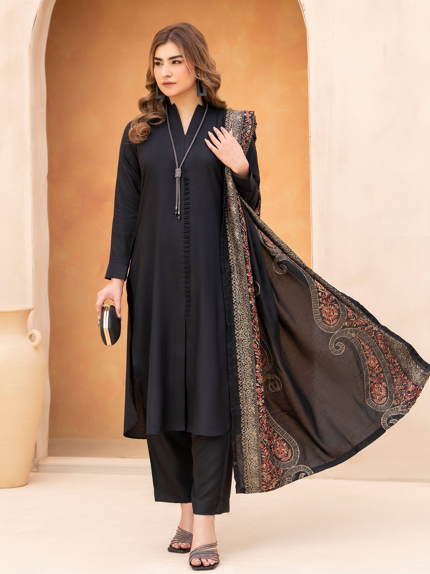 Raniya.H "Noor Bano Vol.6" Winter Dhanak Suit with Shawl - Black