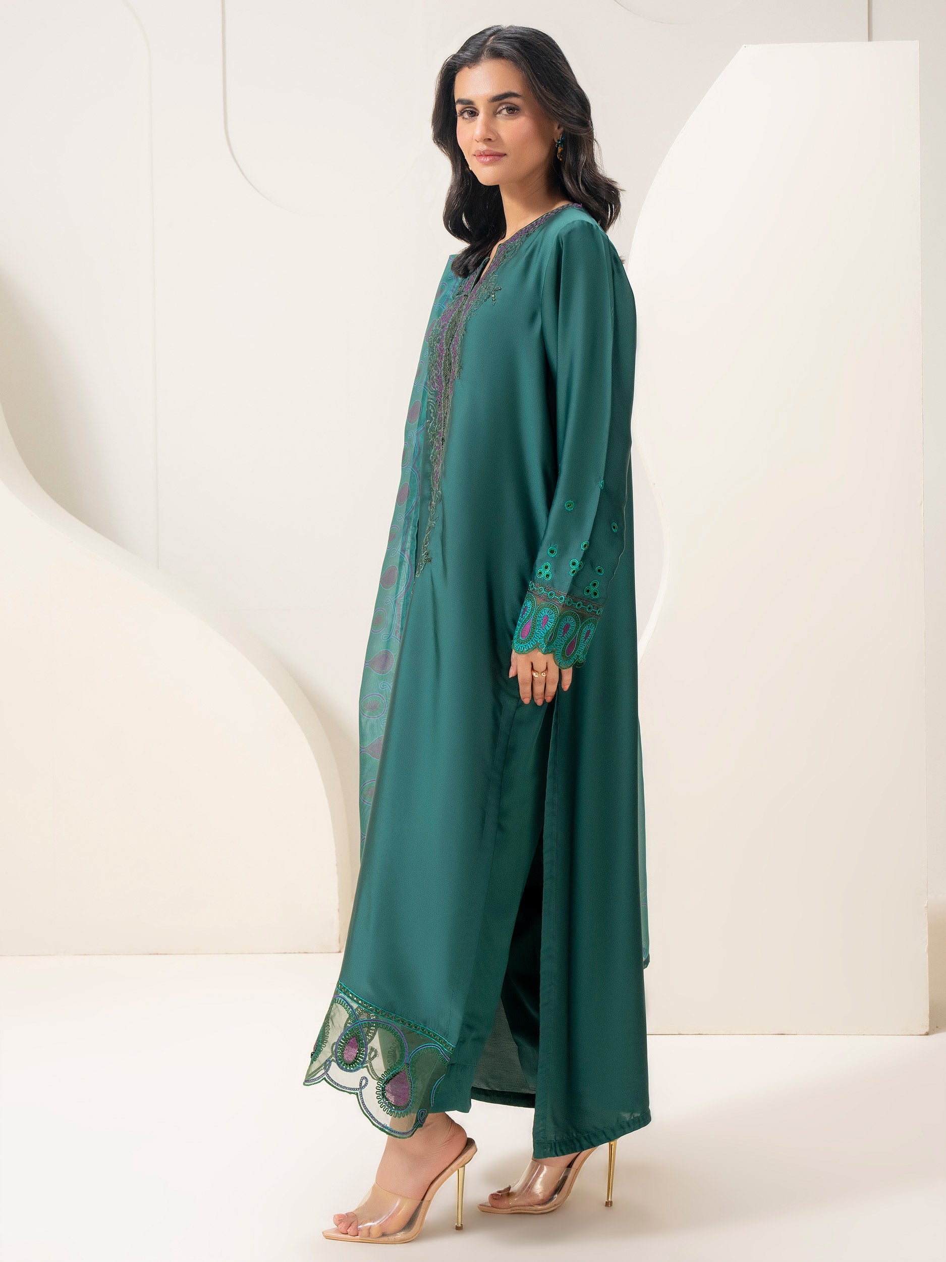 Limelight Green Silk Embroidered 3-Piece Suit (P9932SU)