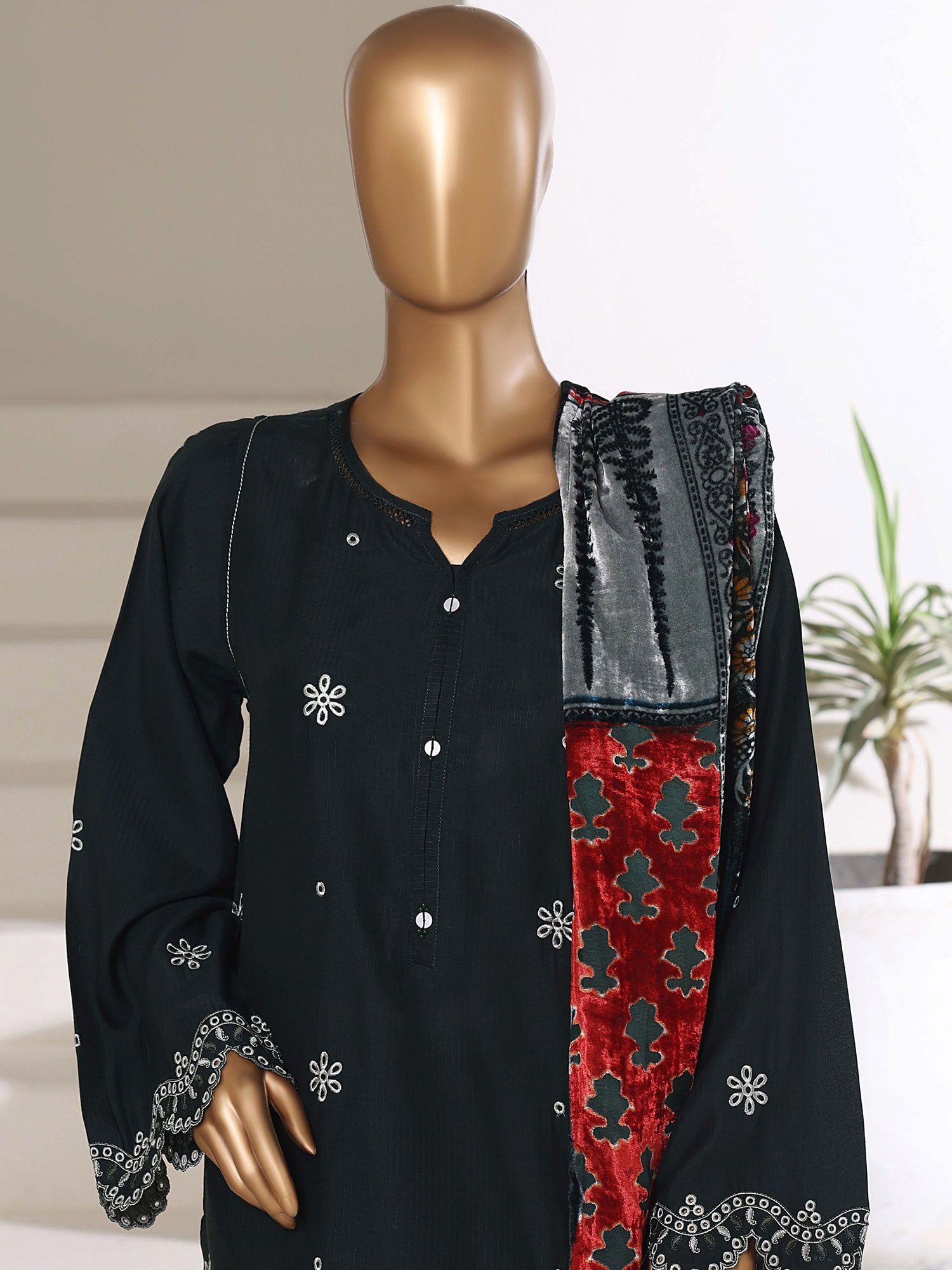 Sadabahar Viscose Suit with Palachi Shawl - Black & Red