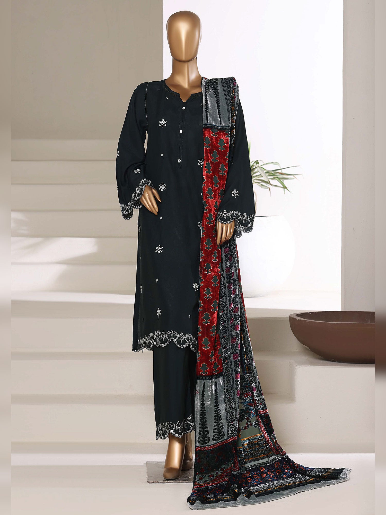 Sadabahar Viscose Suit with Palachi Shawl - Black & Red