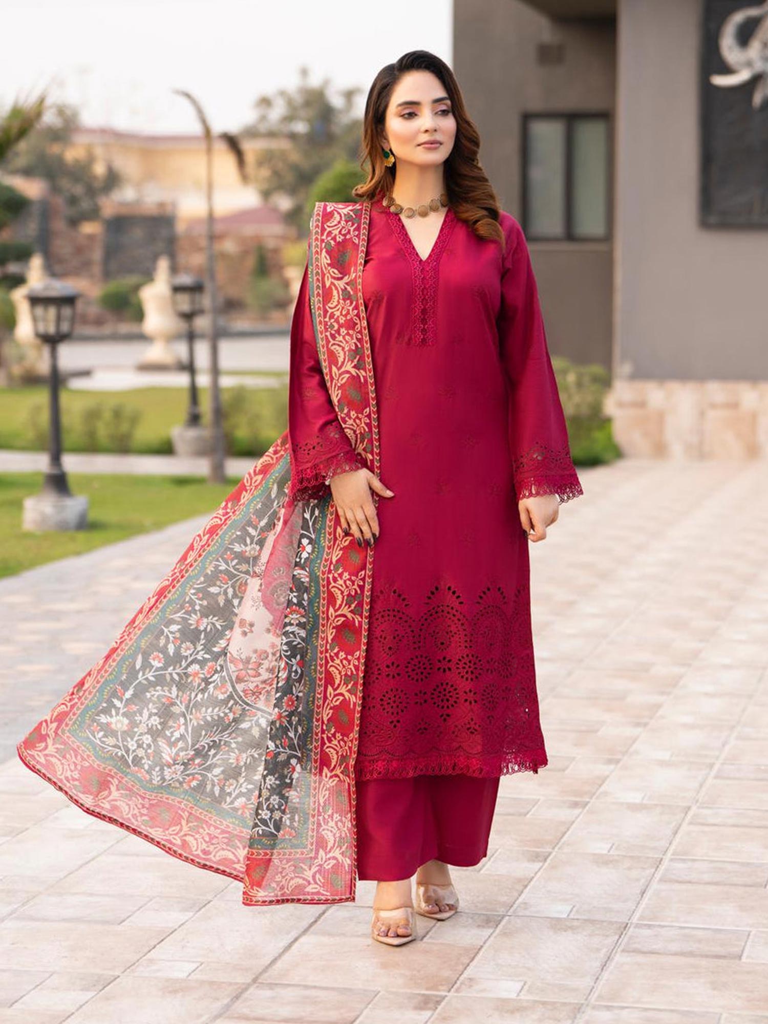 Raniya.H "Azal" Chikankari Viscose Suit - Sidra