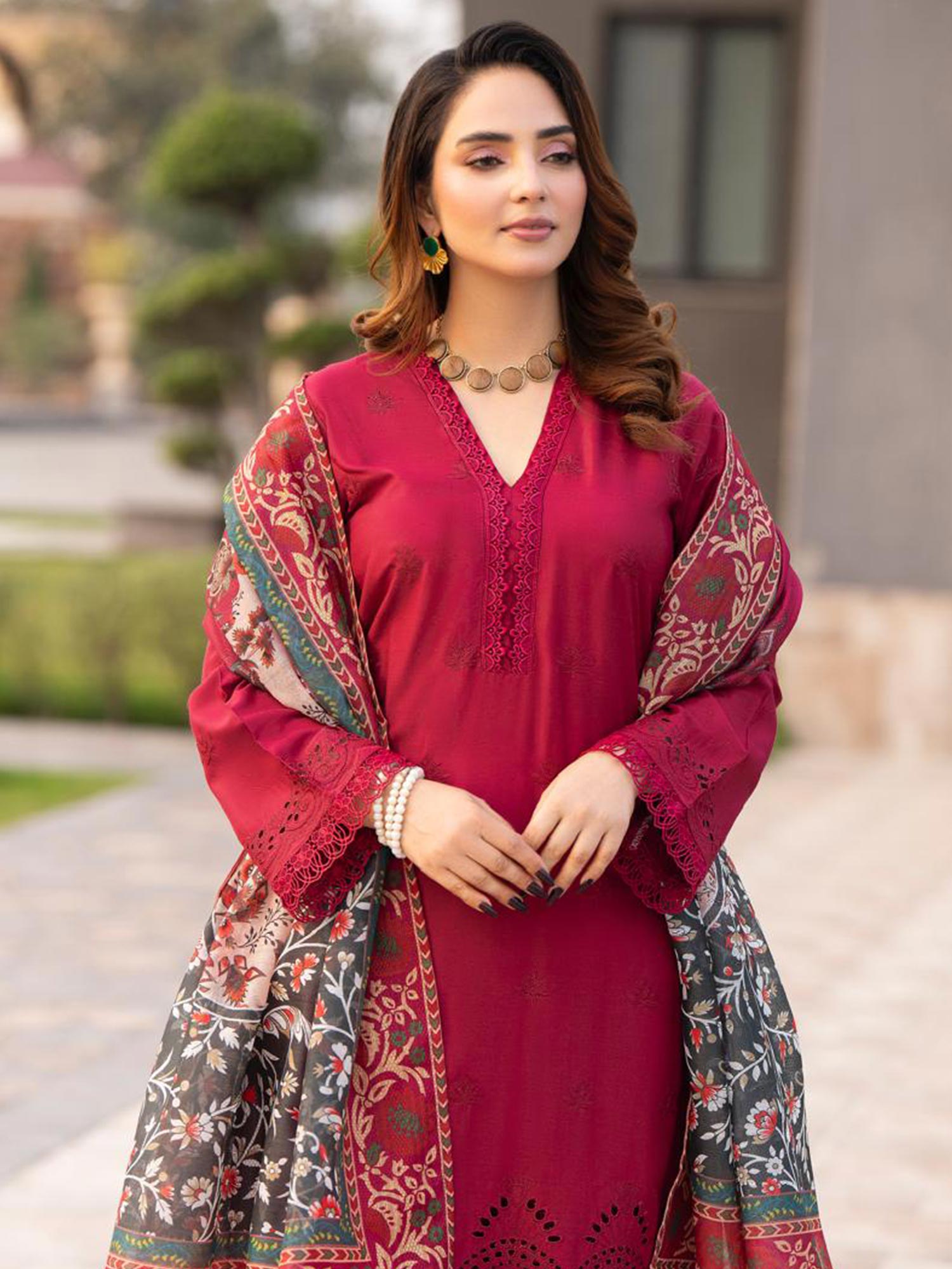 Raniya.H "Azal" Chikankari Viscose Suit - Sidra