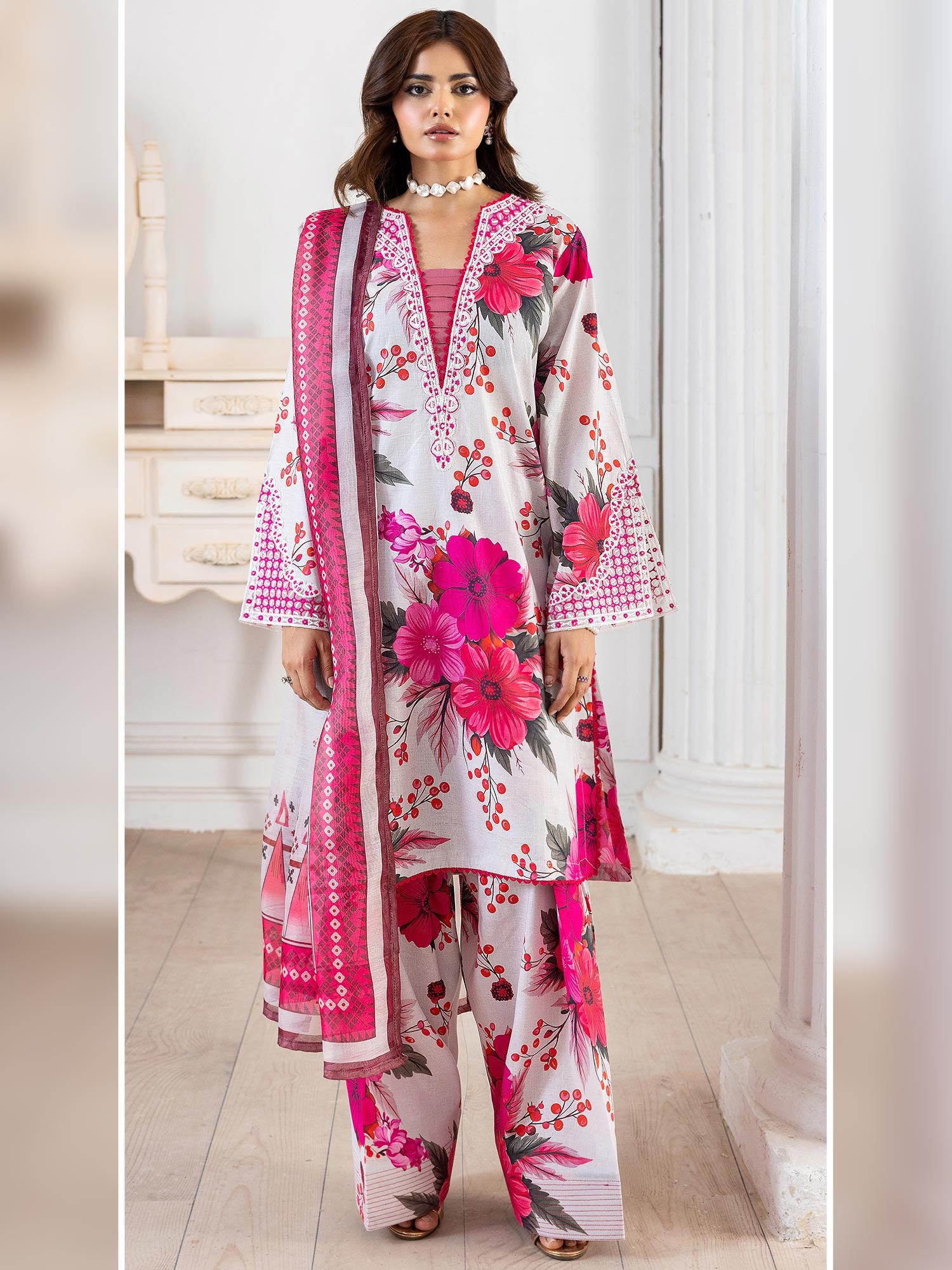 Raniya.H "Khushboo-e-Bahaar" Farshi Lawn Edit - Zehra