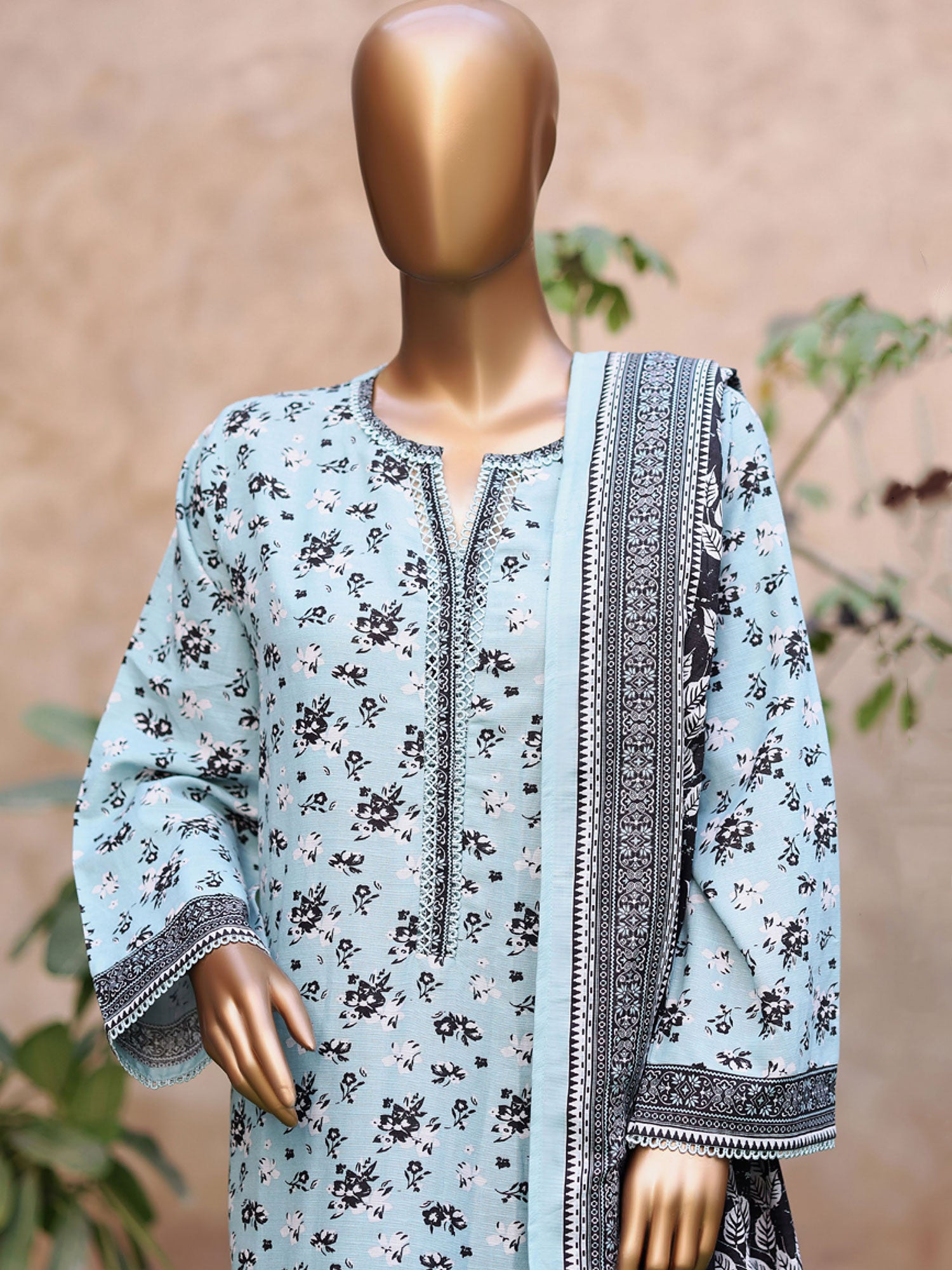 Bin Saeed Printed Khaddar 3-Piece Suit - Light Blue