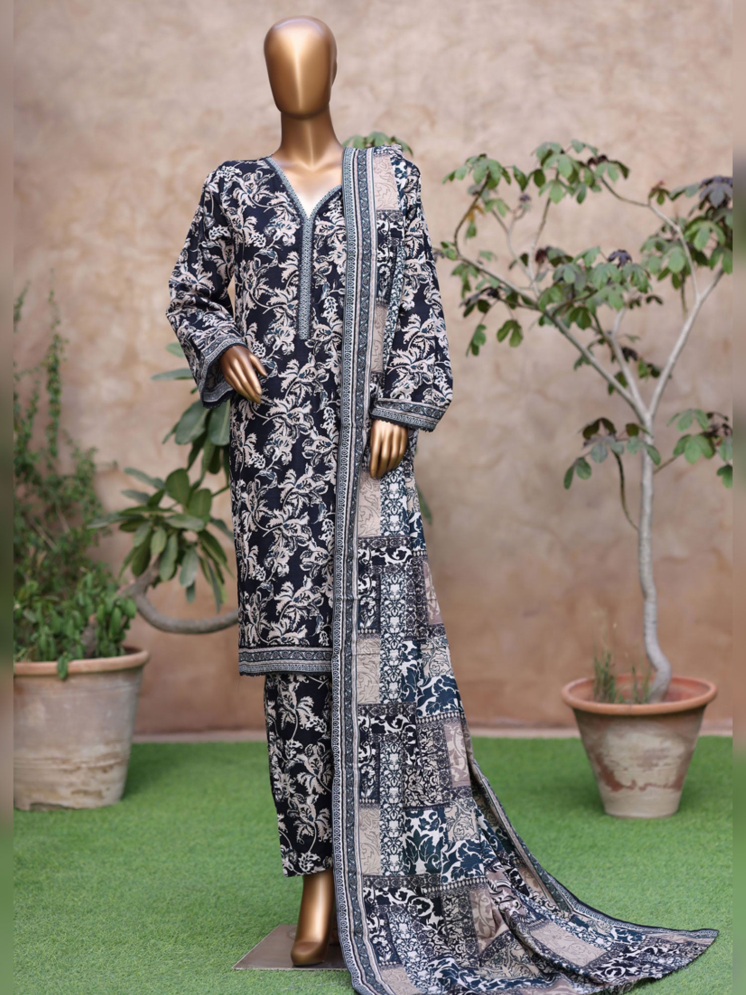 Bin Saeed Printed Khaddar 3-Piece Suit - Dark Green & Beige