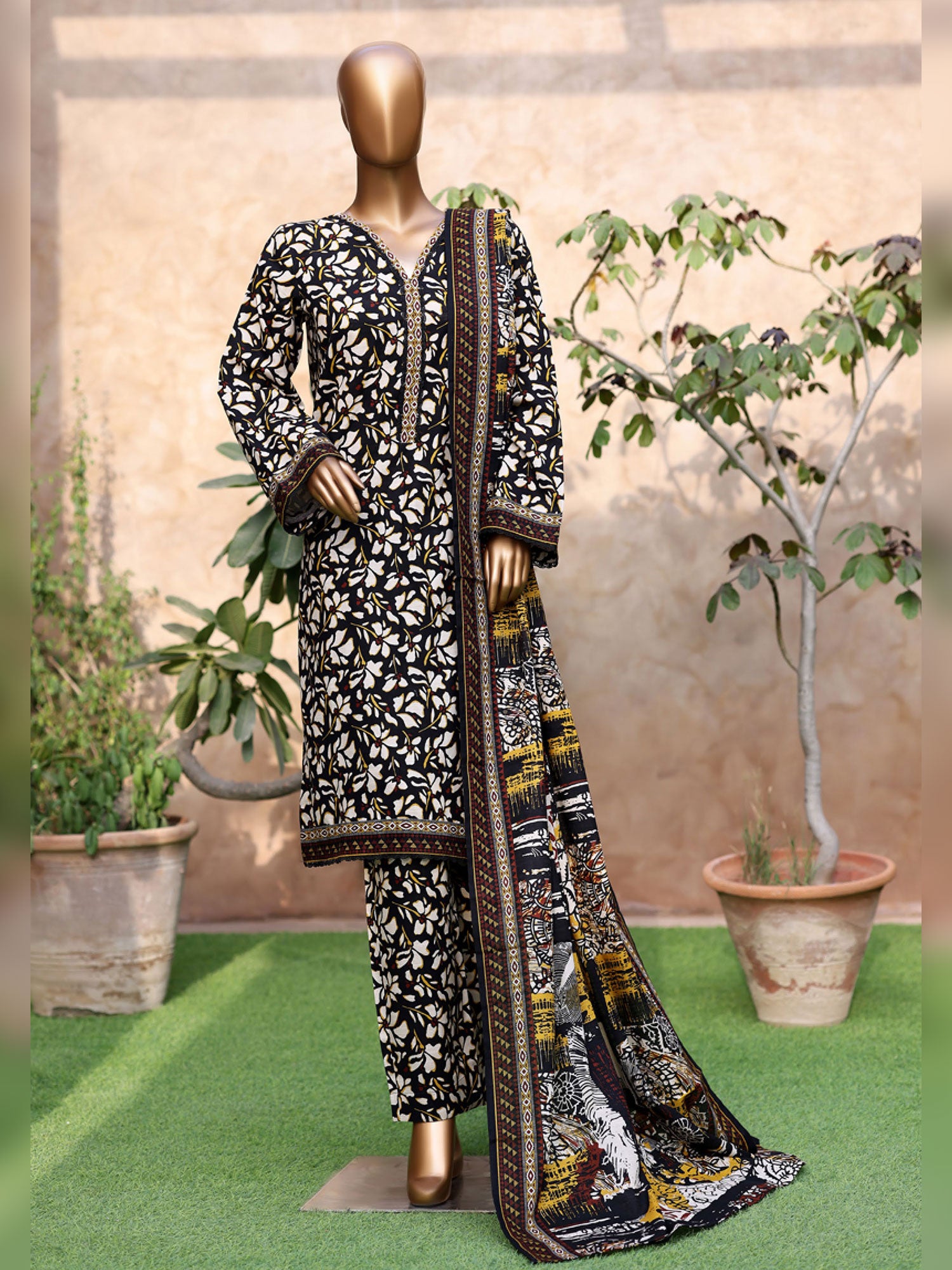 Bin Saeed Printed Khaddar 3-Piece Suit - Black