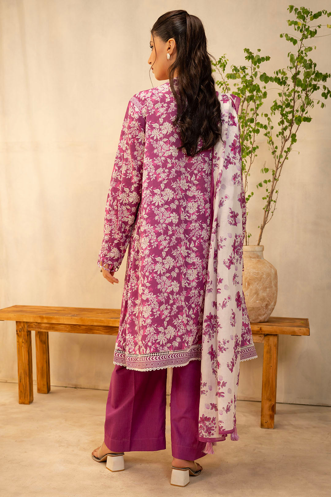 Zellbury Unstitched Printed Lawn 2-Piece Suit - Pink