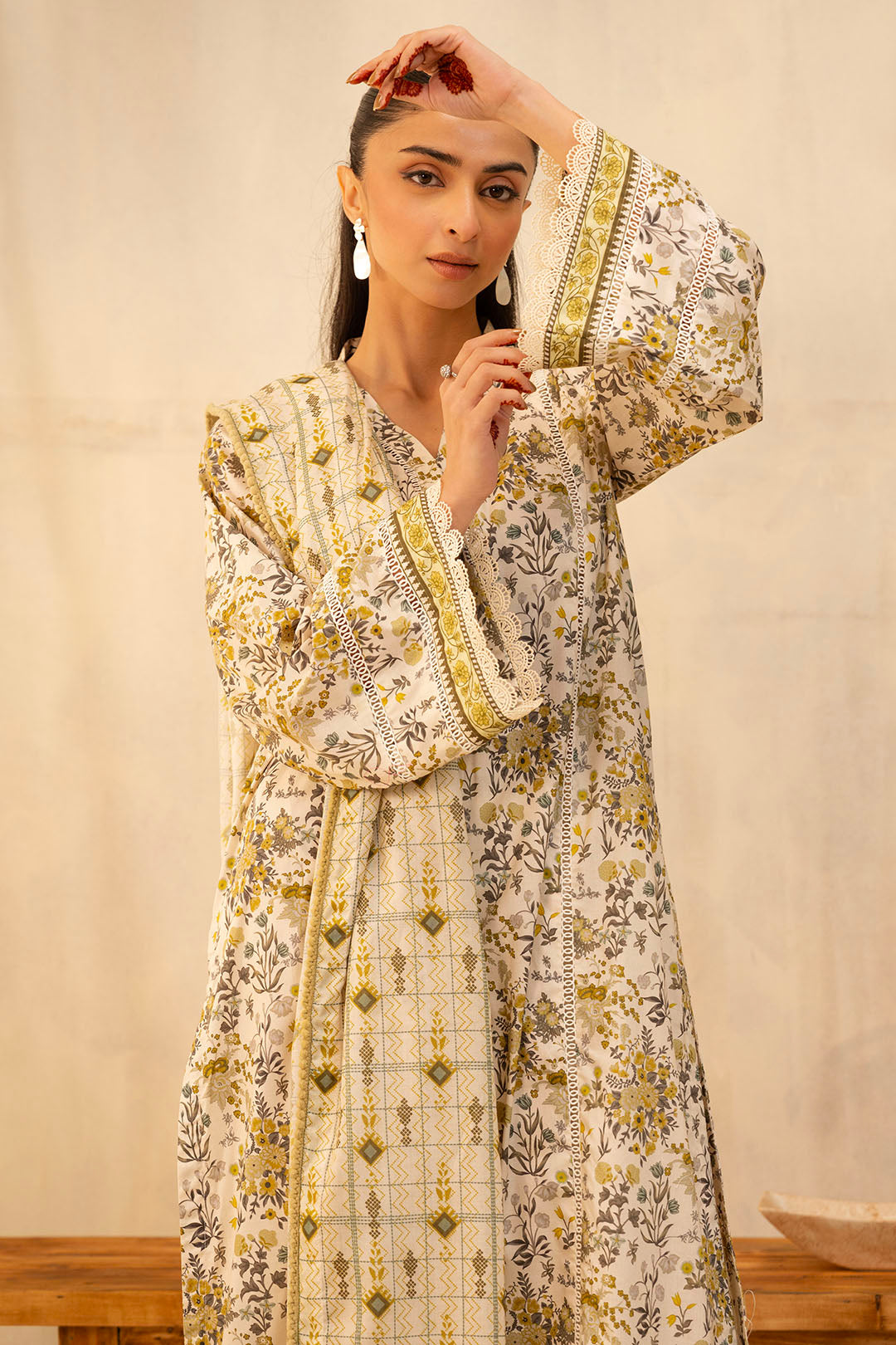 Zellbury Unstitched Printed Lawn 2-Piece Suit - Off-White