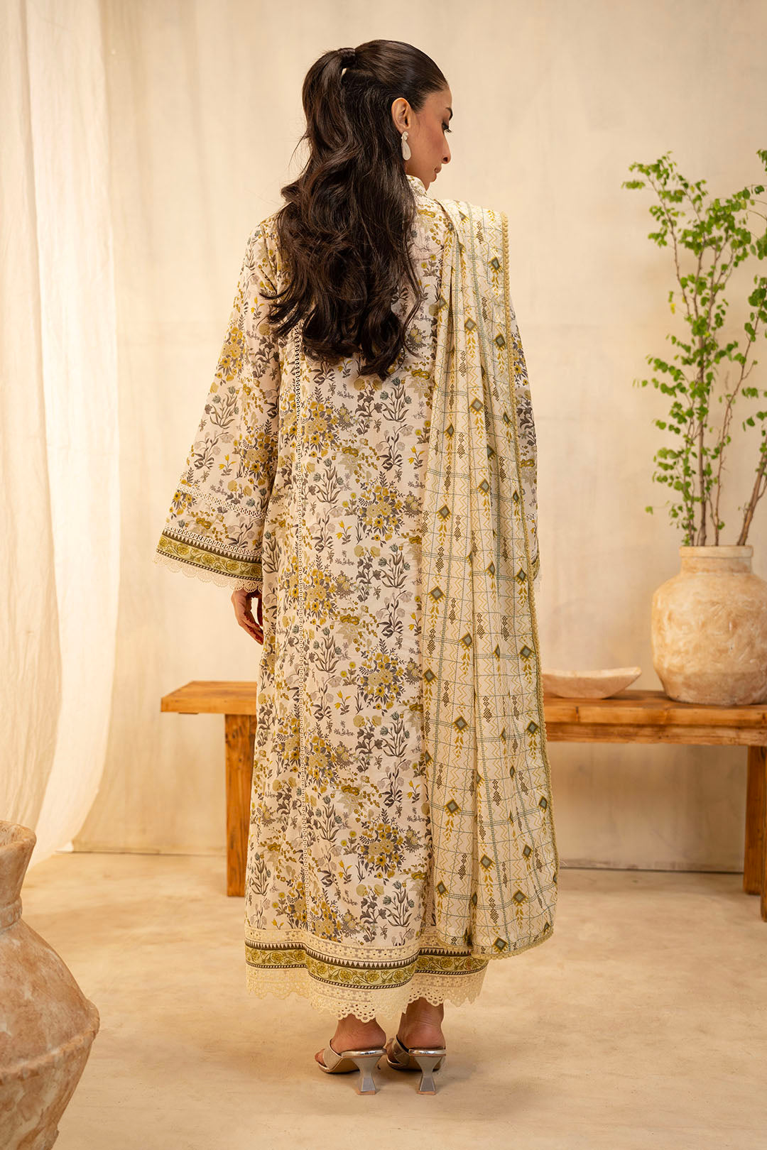 Zellbury Unstitched Printed Lawn 2-Piece Suit - Off-White