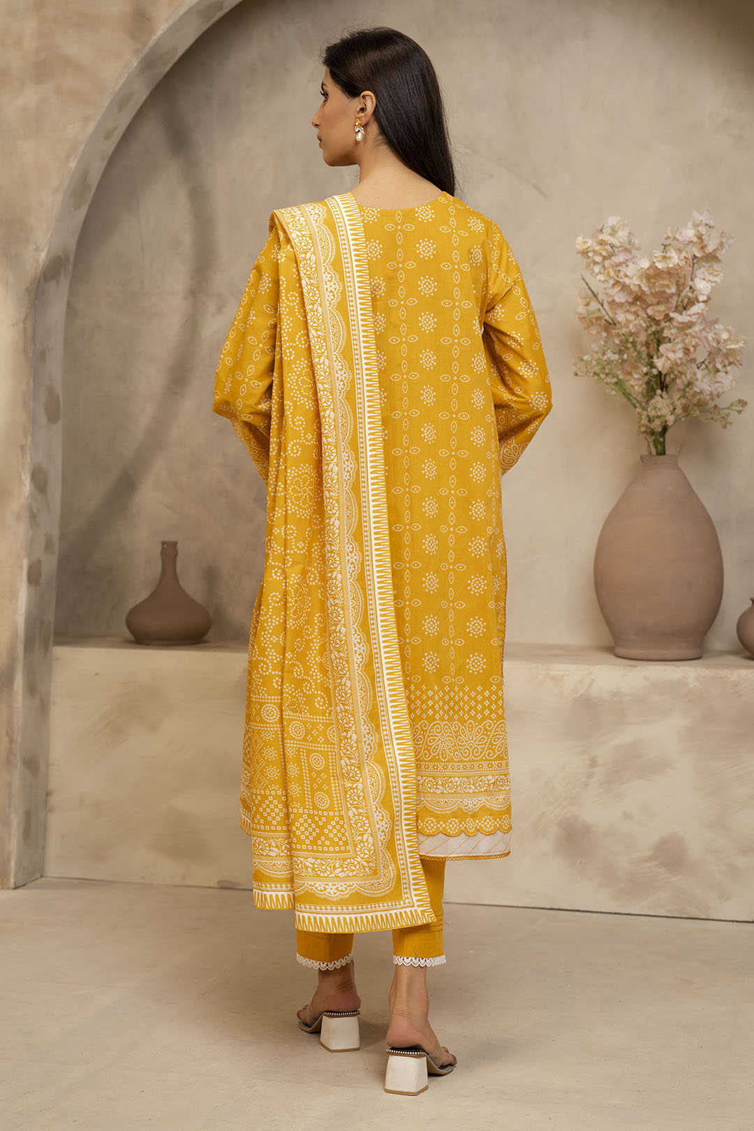 Zellbury Unstitched Printed Lawn 3-Piece Suit - Amber Yellow