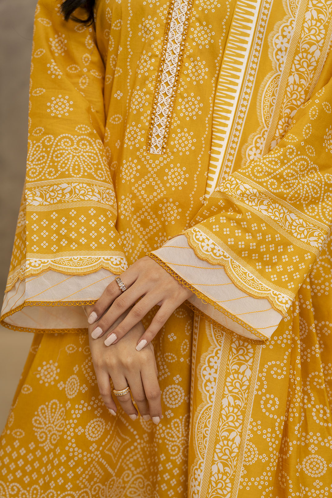 Zellbury Unstitched Printed Lawn 3-Piece Suit - Amber Yellow