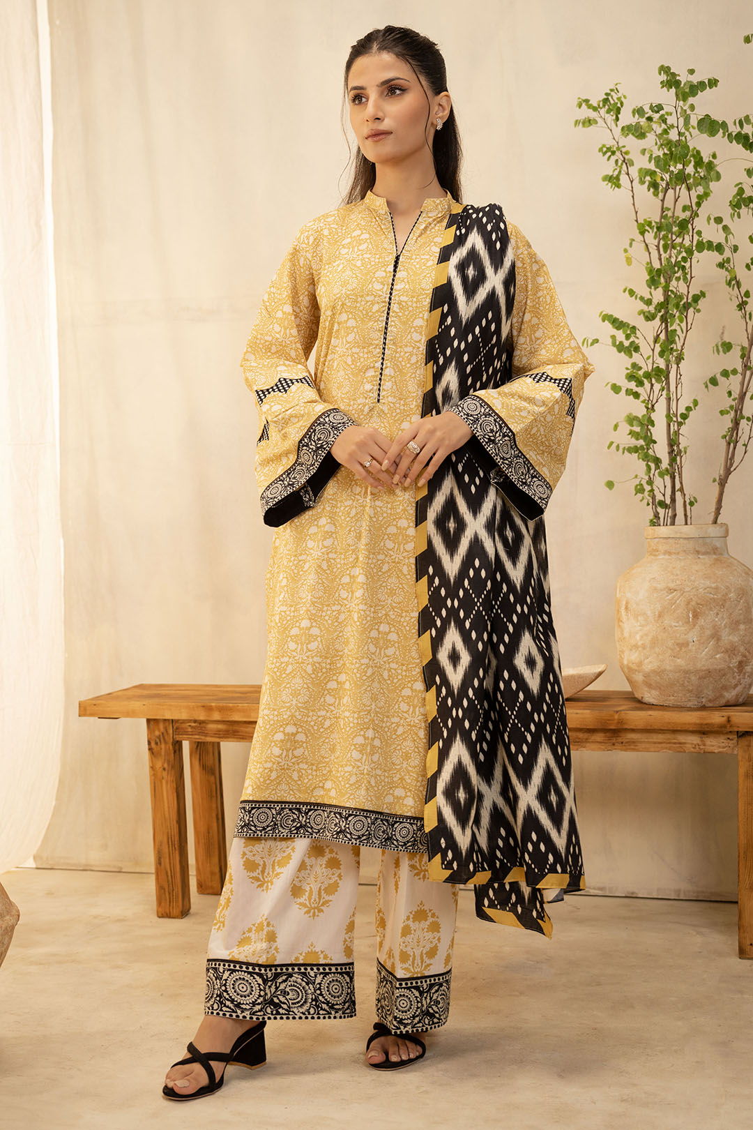 Zellbury Unstitched Printed Lawn 3-Piece Suit - Mustard