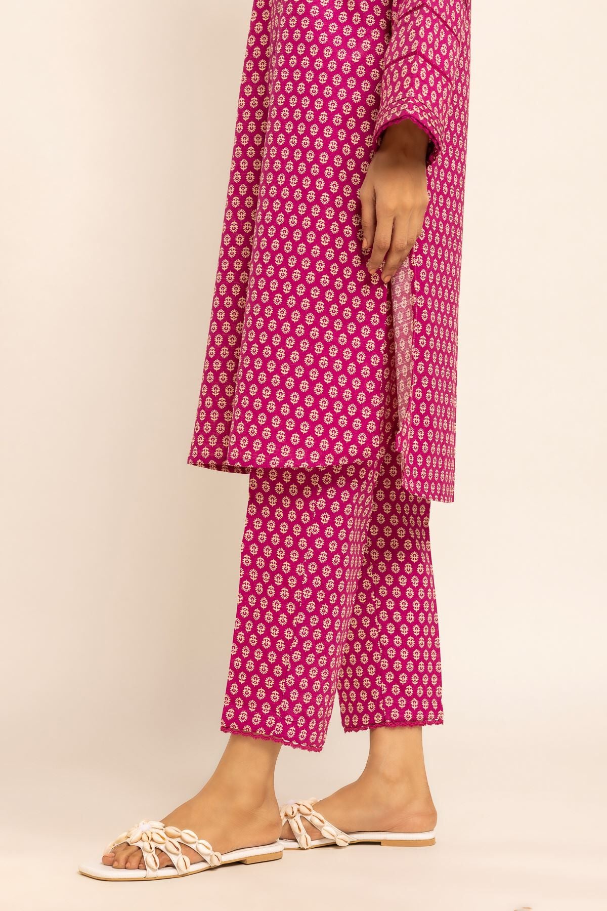Khaadi Pink Classic Khaddar 2-Piece Suit