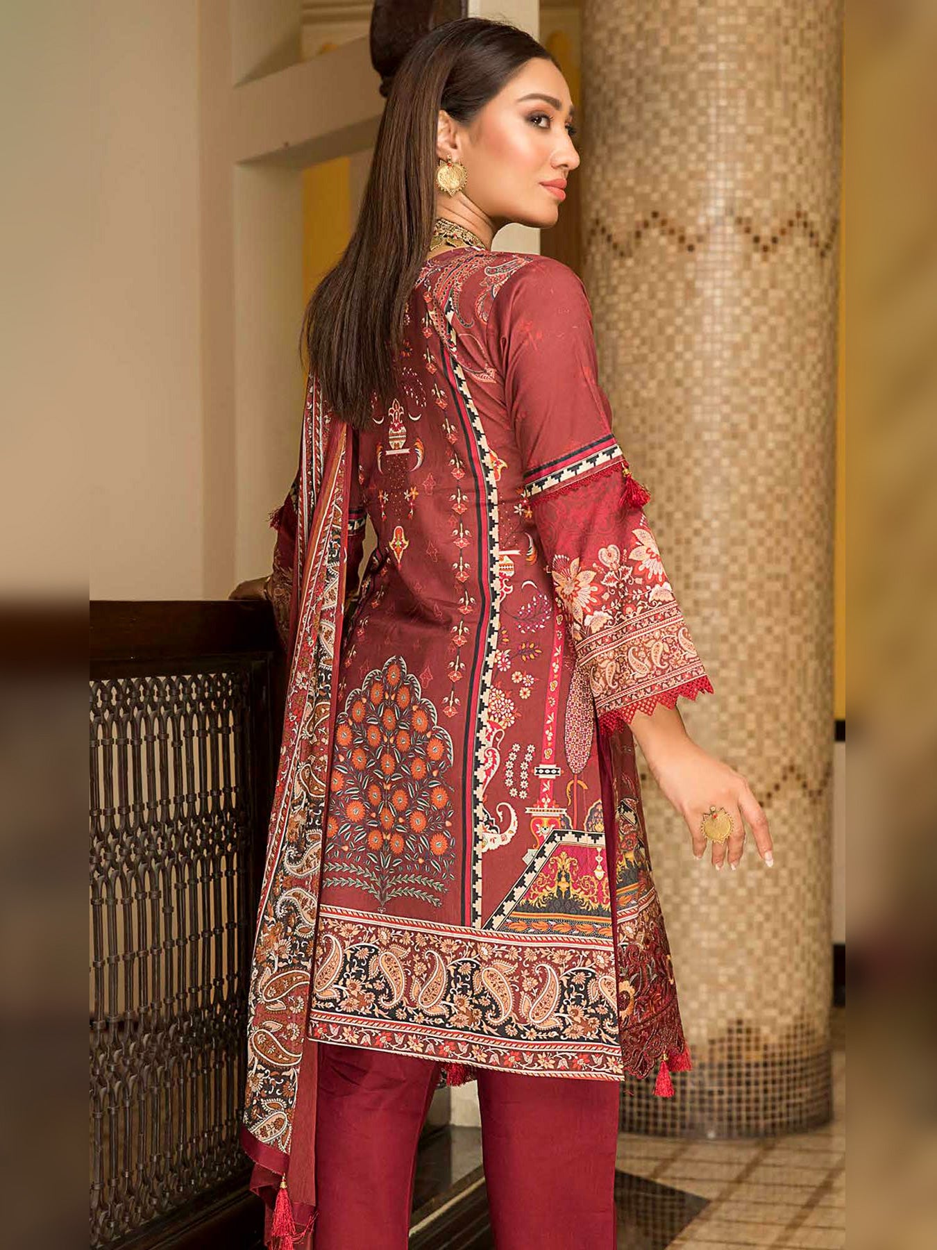 Munira Designer Maroon Embroidered Lawn Suit (MSL-06)