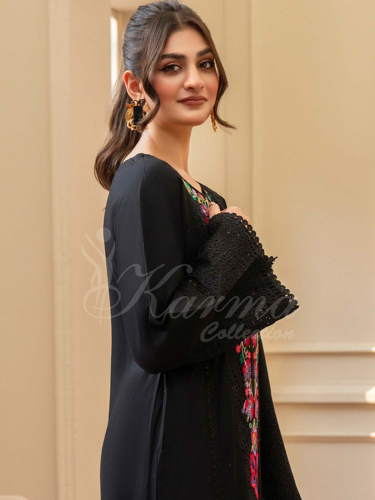 Karma Collection "Aangan" Winter Embroidered Suit (KC1397)